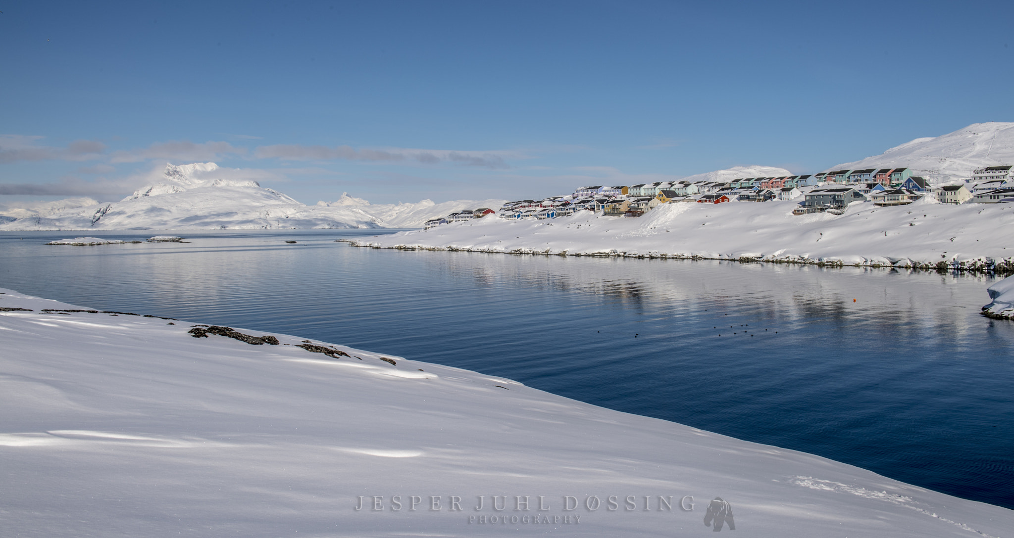 Nikon D5 + Nikon AF-S Nikkor 24-70mm F2.8G ED sample photo. Sunny nuuk photography