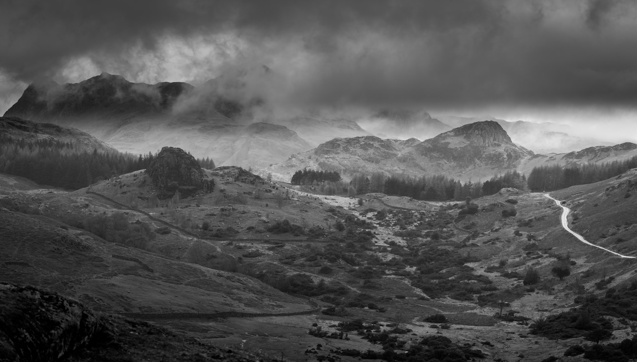 Nikon AF-S Nikkor 70-200mm F4G ED VR sample photo. The langdale pikes photography