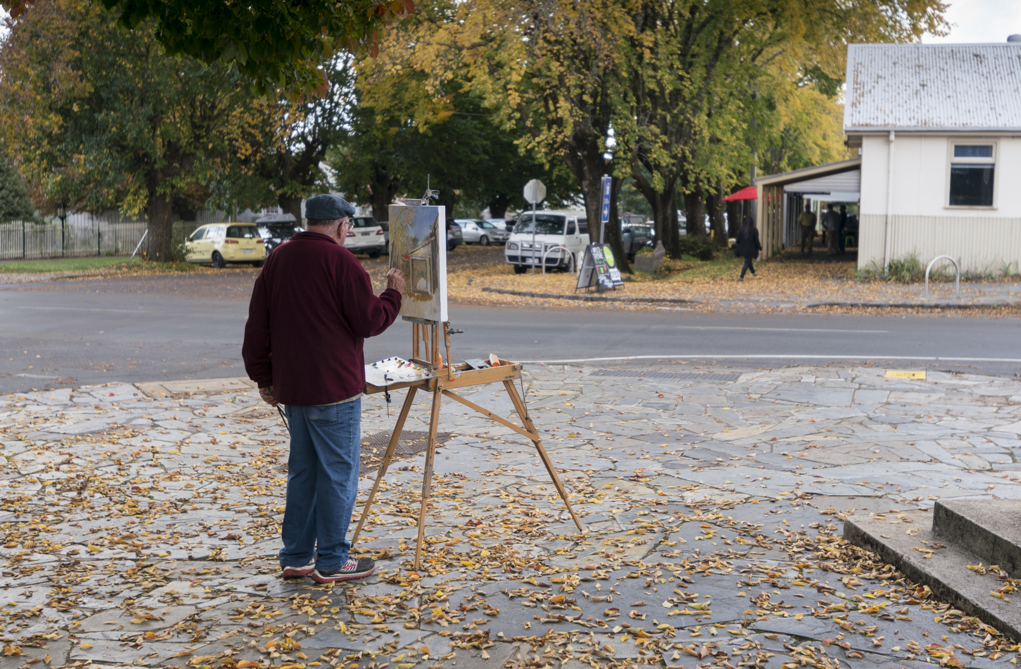 Sony a99 II + Sony Vario-Sonnar T* 16-35mm F2.8 ZA SSM II sample photo. The painter photography