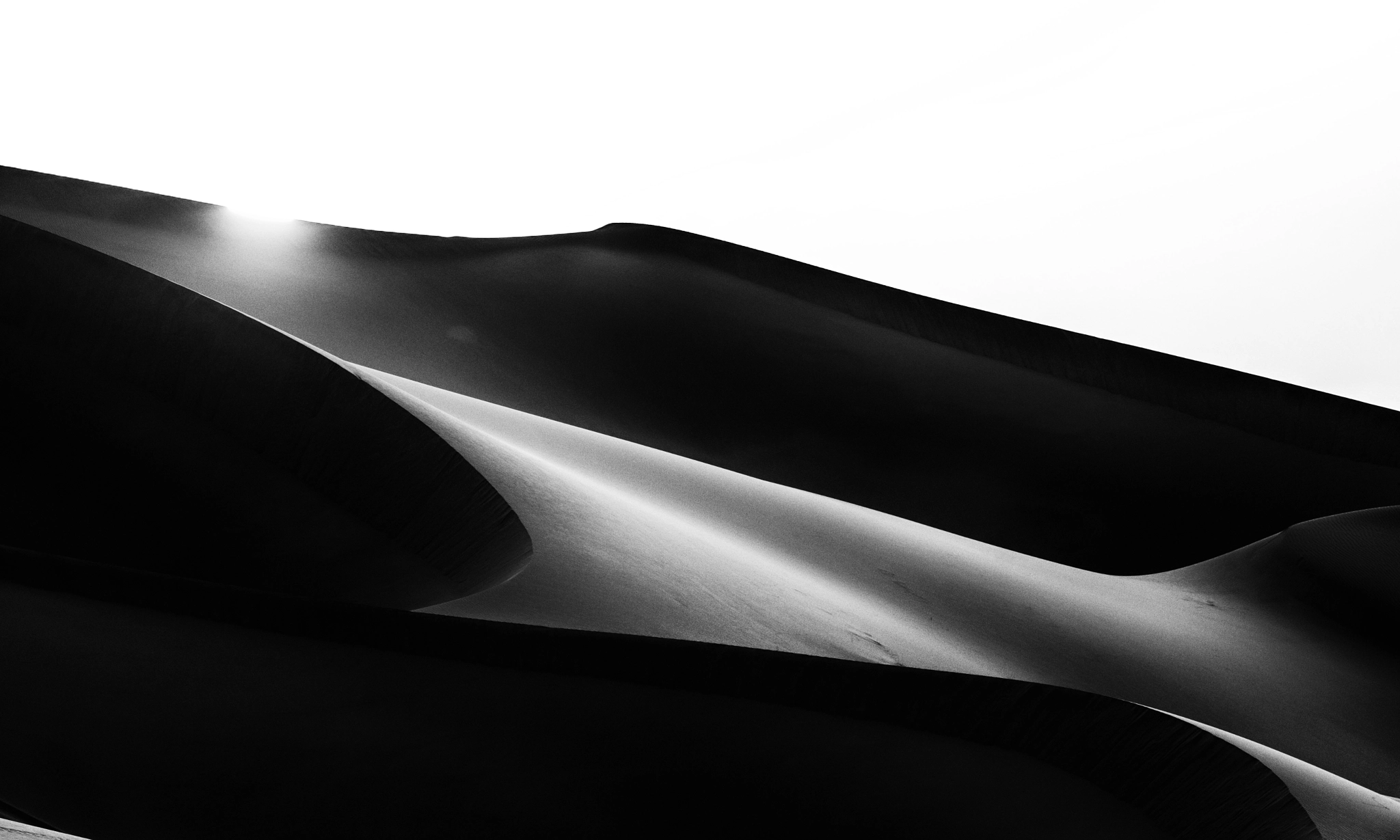 Nikon AF-S Nikkor 70-200mm F2.8G ED VR II sample photo. Sharp line photography