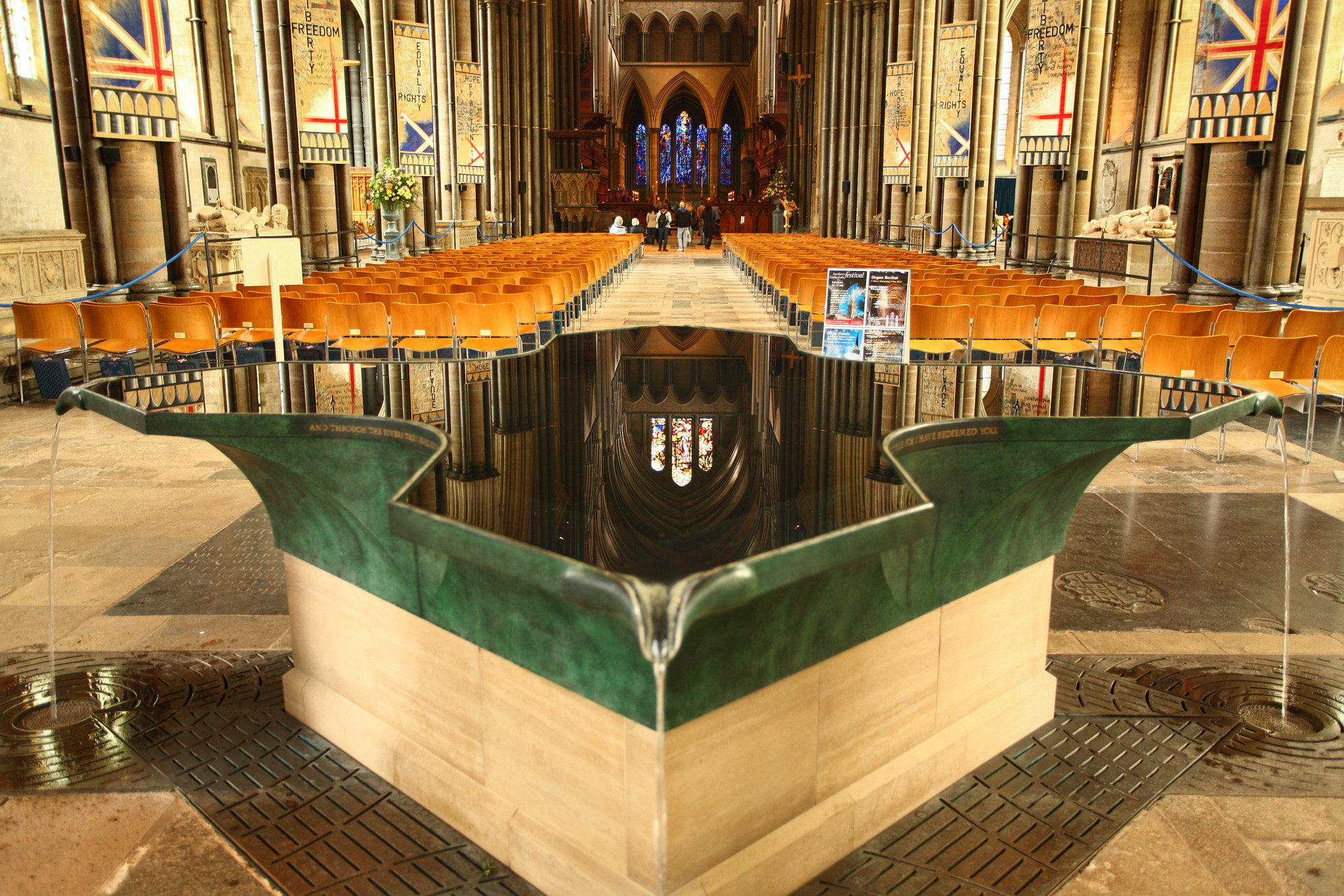 Canon EF 17-40mm F4L USM sample photo. Salisbury cathedral, uk photography