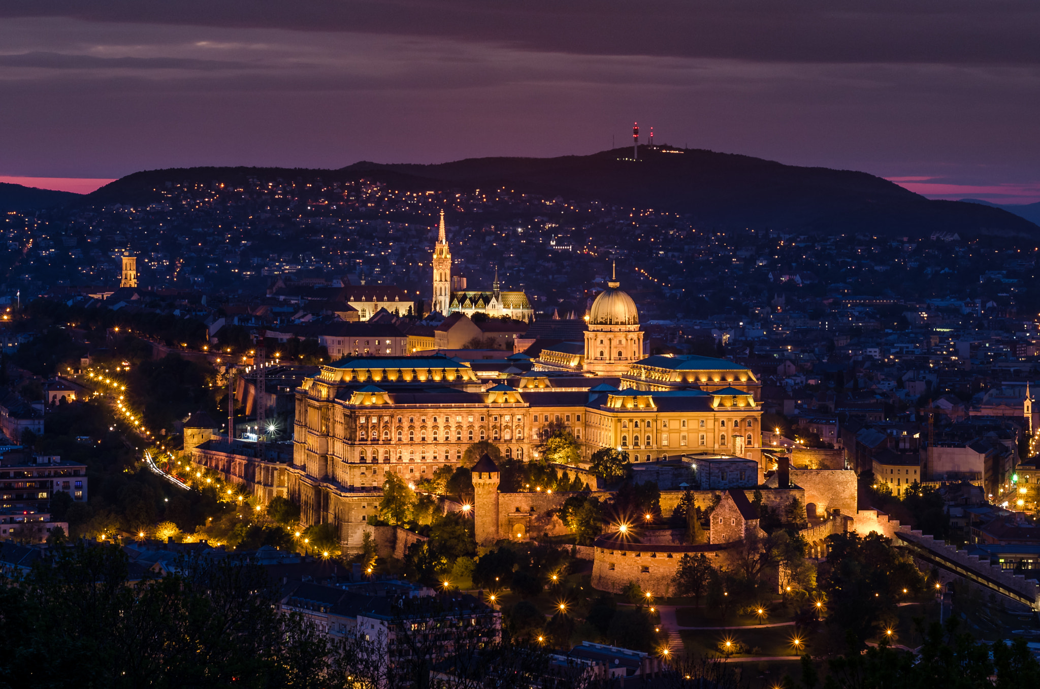 Nikon D5100 + Nikon AF-S Nikkor 50mm F1.8G sample photo. Budapest photography