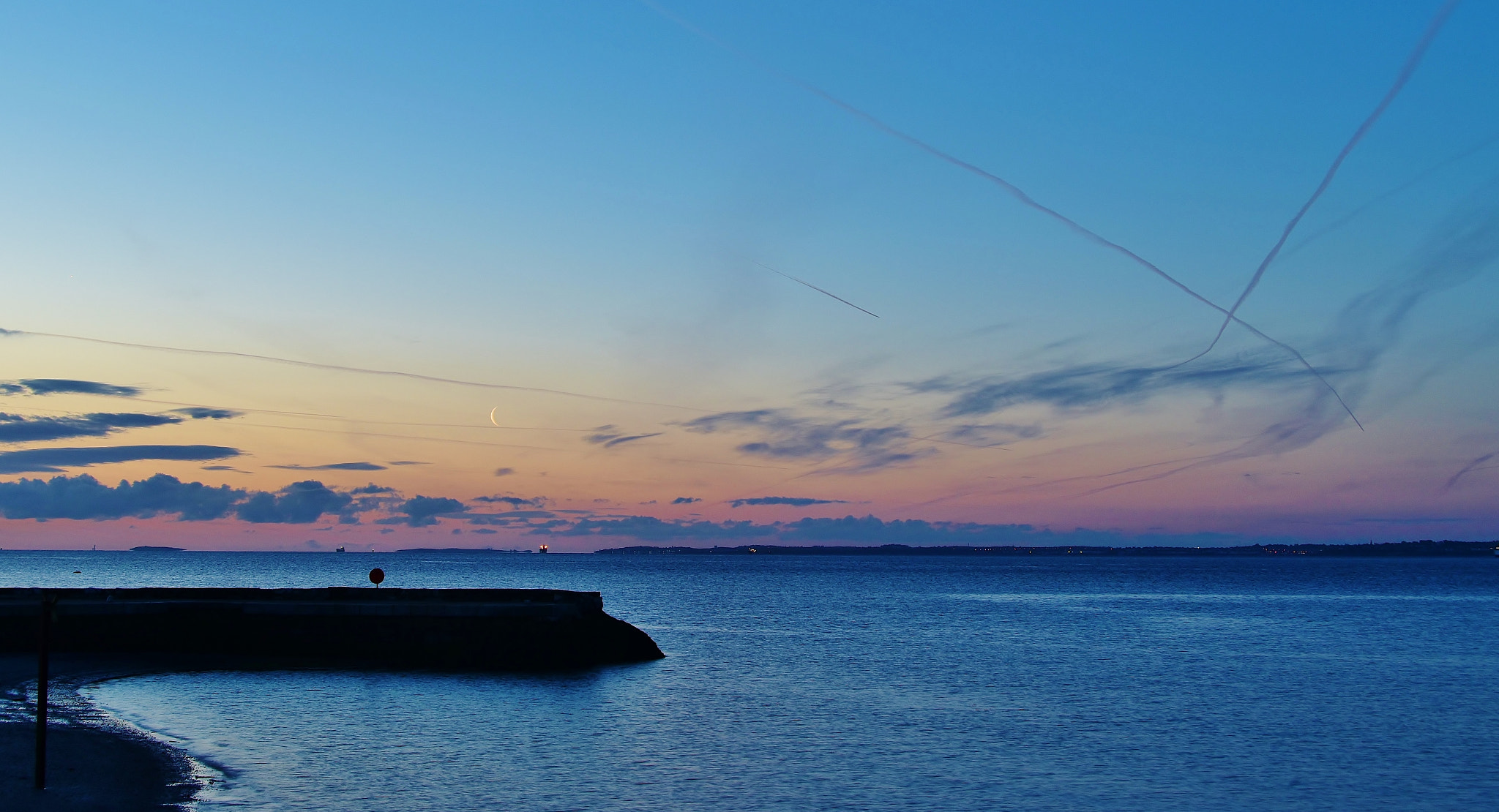 Nikon D5500 sample photo. Sunrise over fisherman's quay photography