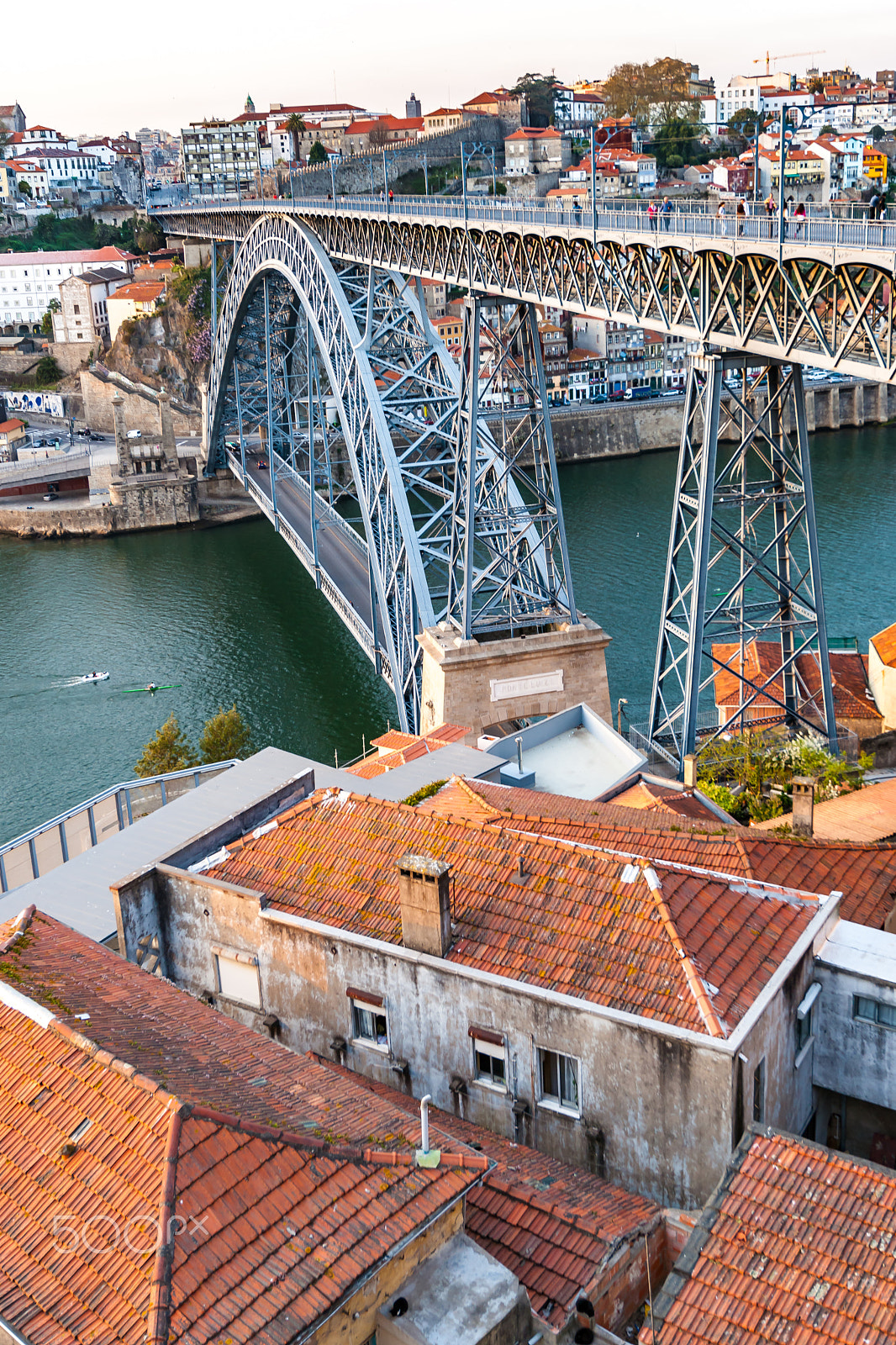 Sony Vario-Sonnar T* 16-35mm F2.8 ZA SSM sample photo. Dom luis i bridge over the river douro in porto, portugal. photography
