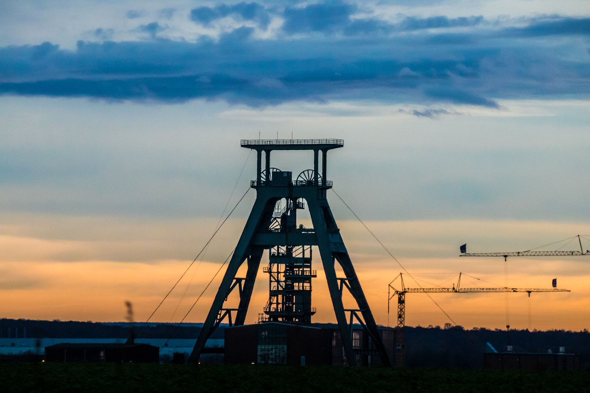 Canon EF-S 55-250mm F4-5.6 IS II sample photo. "schacht konrad" (iron ore mine) photography