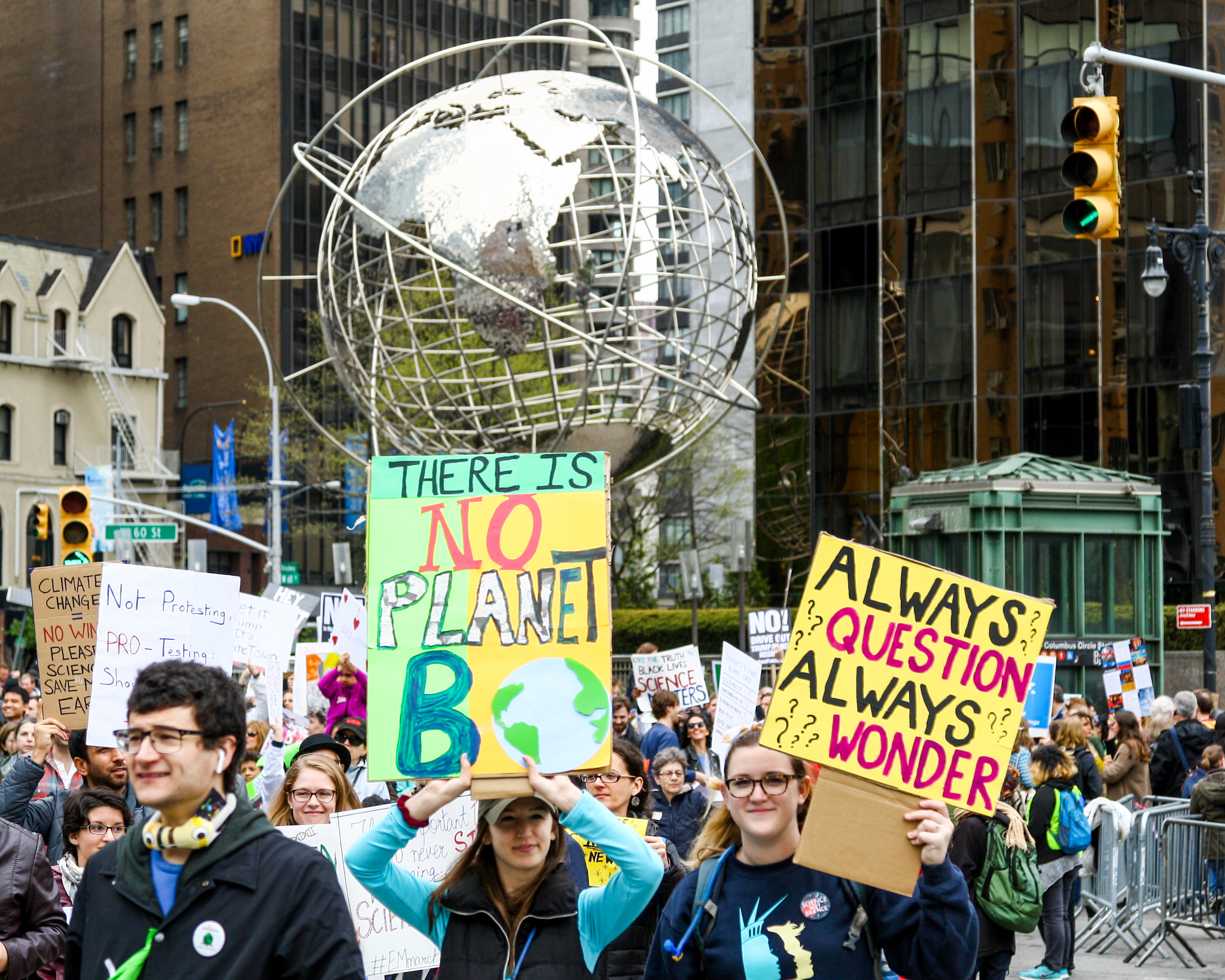Canon EOS 1000D (EOS Digital Rebel XS / EOS Kiss F) sample photo. March for science photography