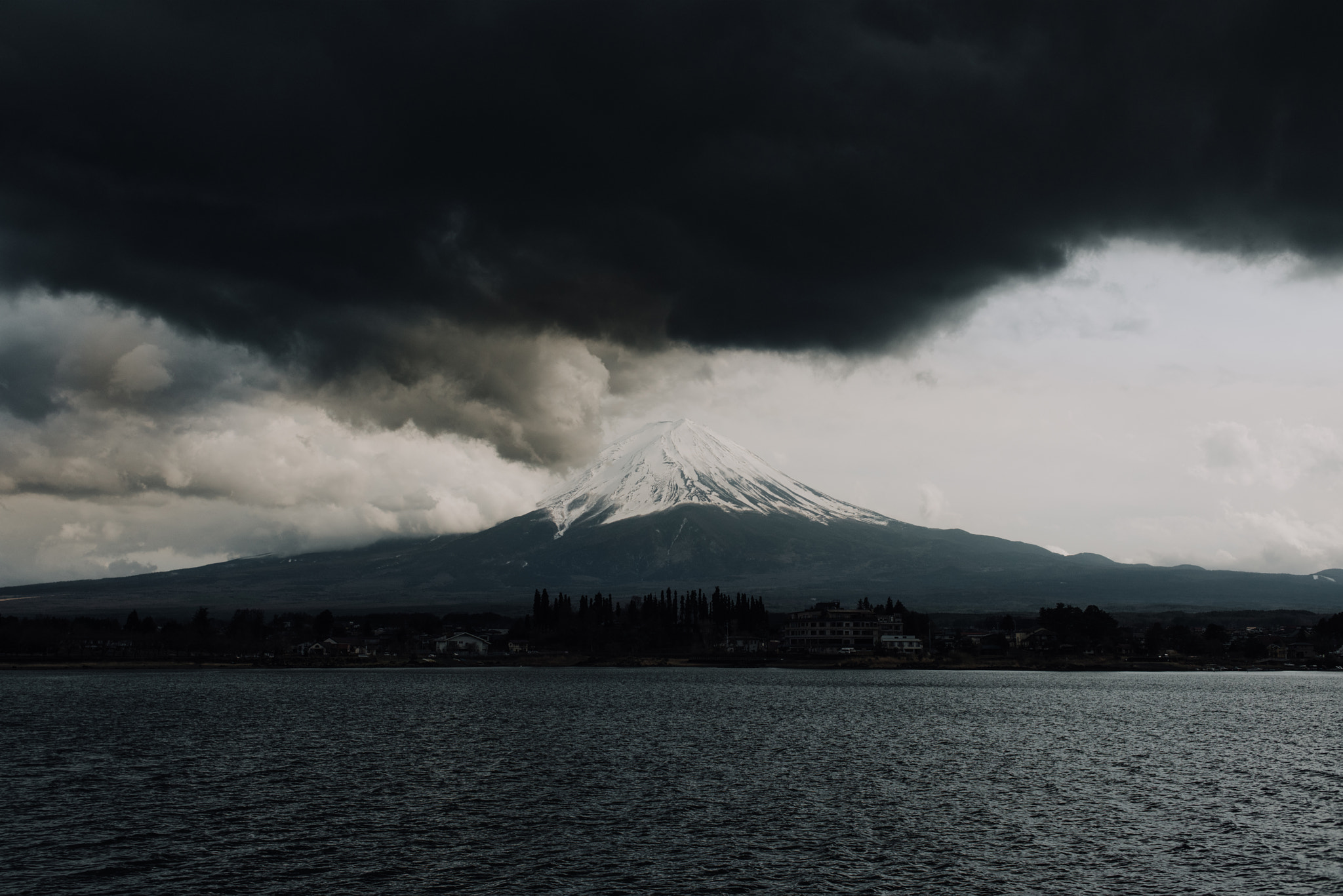 Nikon D810 + Nikon AF Nikkor 35mm F2D sample photo. Mt. fuji photography