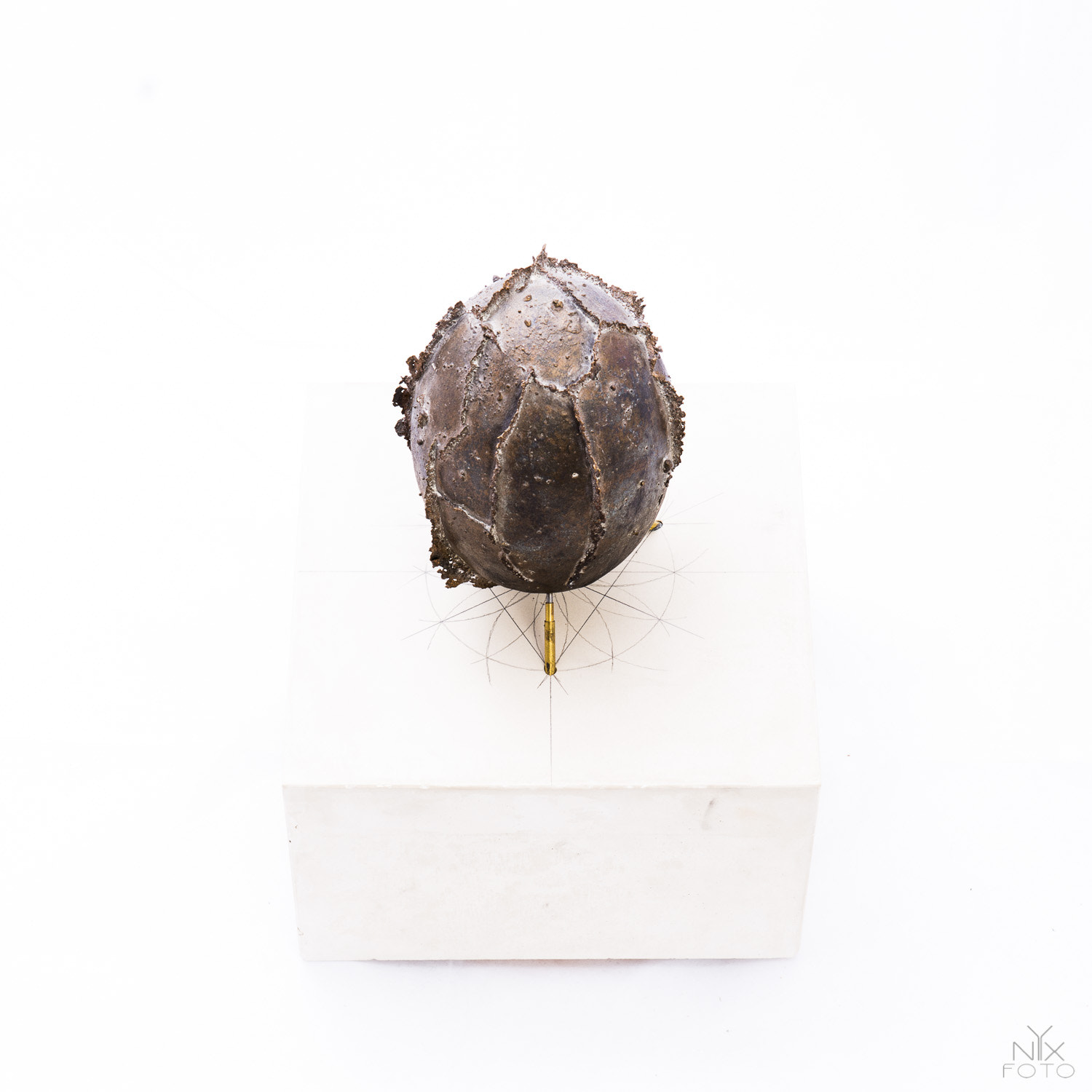 Nikon AF-S Nikkor 24-70mm F2.8G ED sample photo. Bronze egg photography