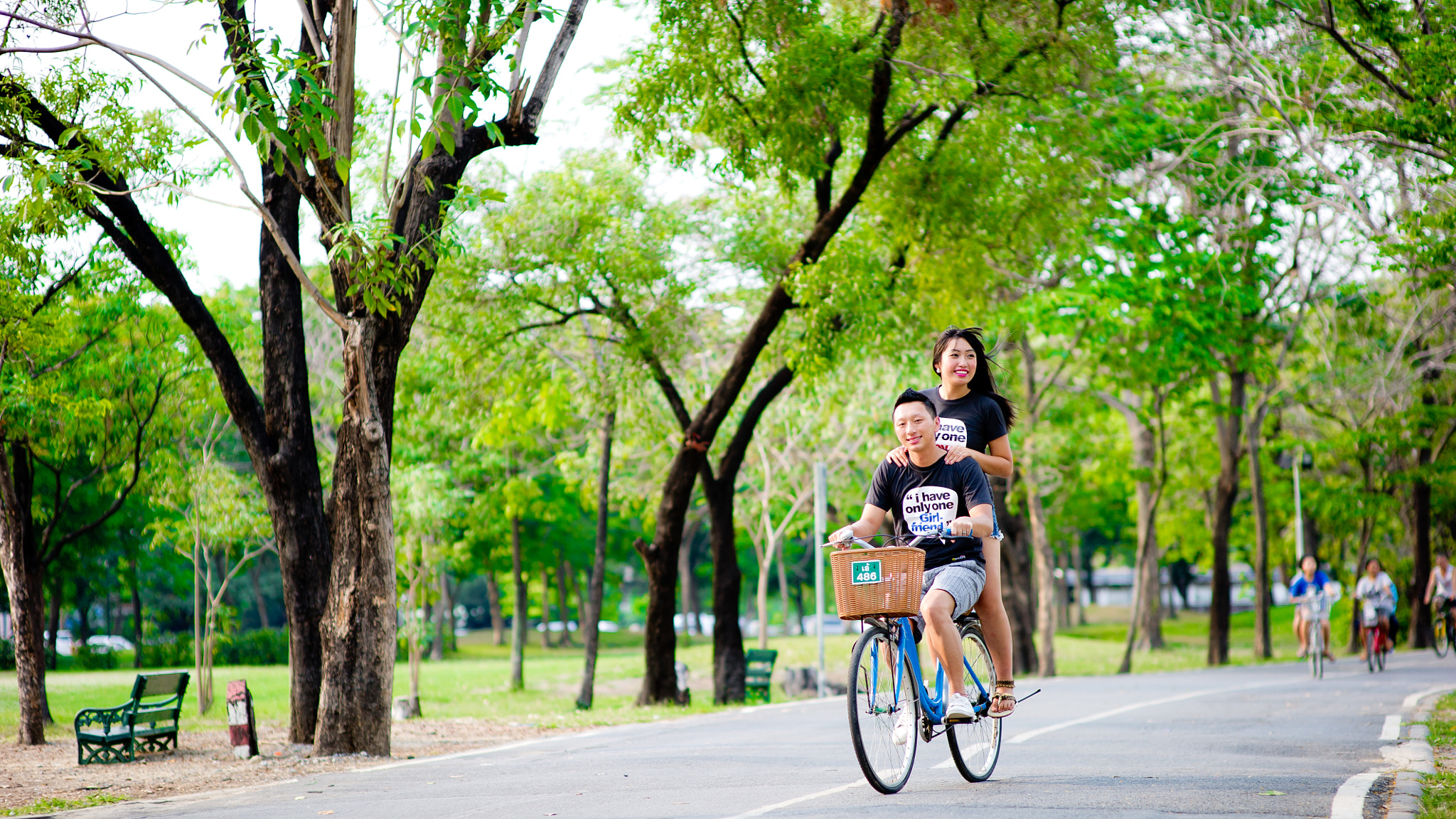 Nikon D3S + Sigma 85mm F1.4 EX DG HSM sample photo. Bangkok engagement session photography
