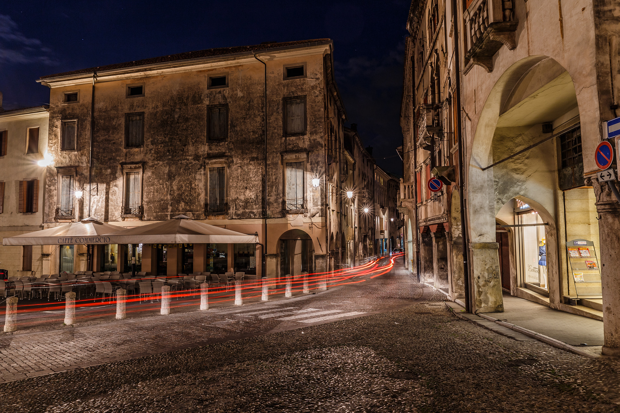 Canon EOS 6D + Sigma 24-70mm F2.8 EX DG Macro sample photo. Historic centre of serravalle, vittorio veneto photography