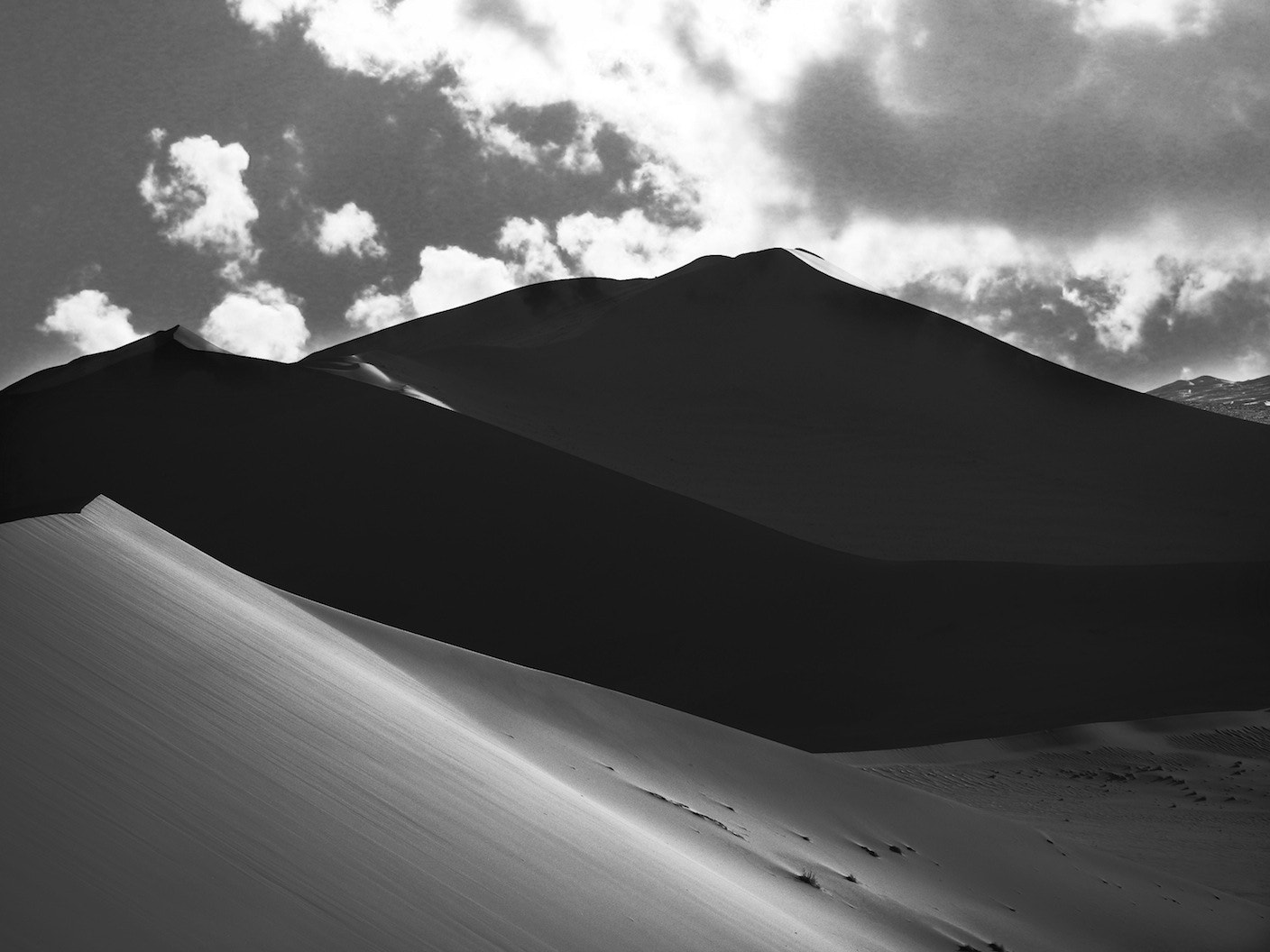 Panasonic Lumix G X Vario 35-100mm F2.8 OIS sample photo. Sand dunes of namibia 1 photography