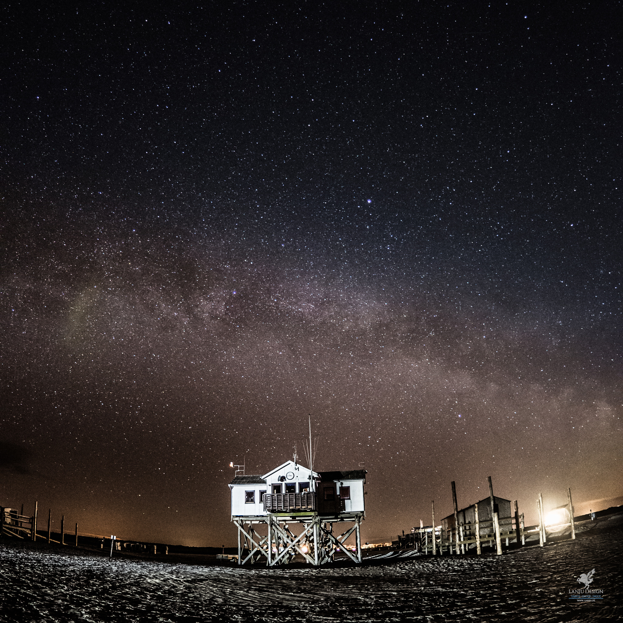 Olympus OM-D E-M10 II + OLYMPUS M.8mm F1.8 sample photo. Milky way photography