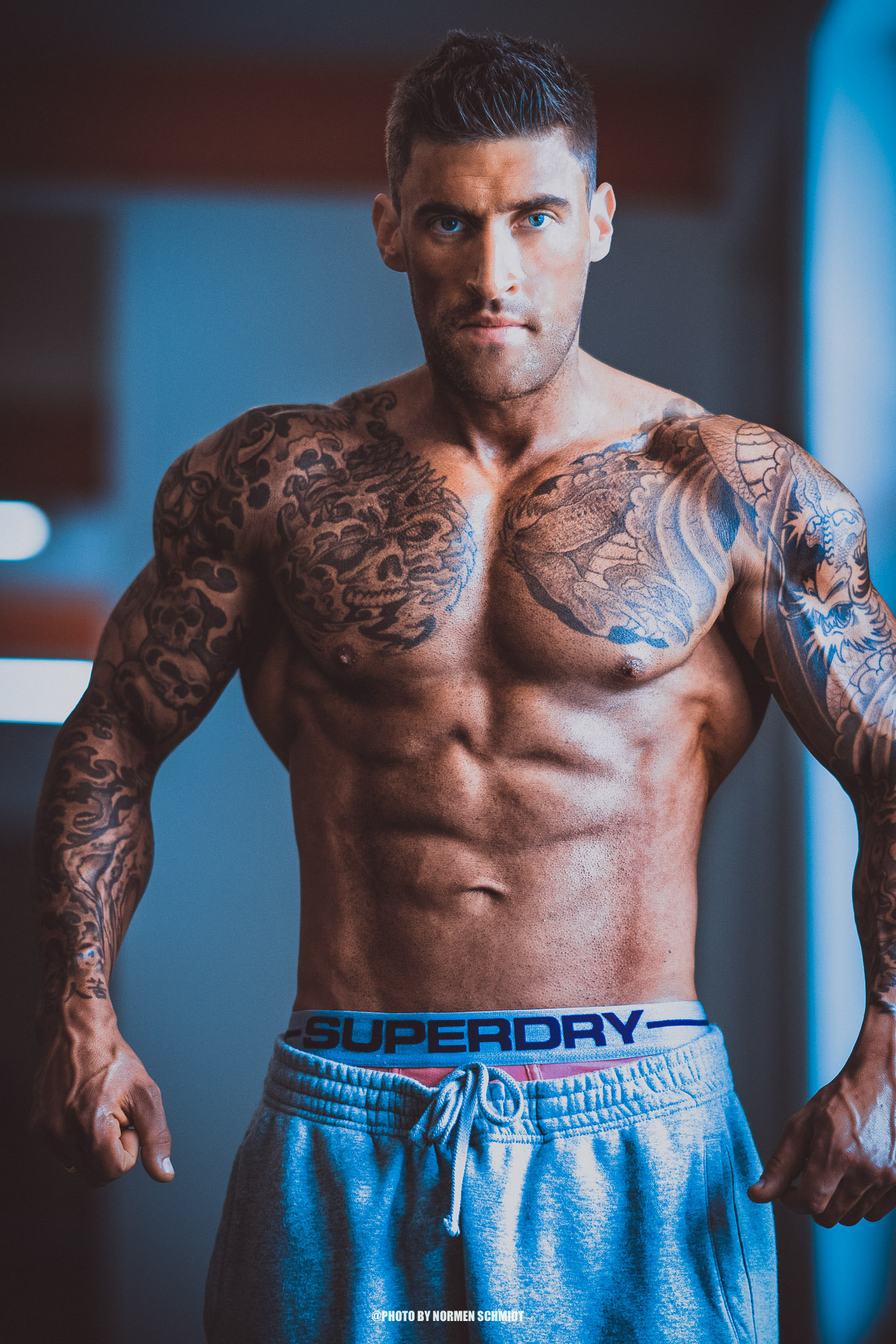 Sony FE 85mm F1.4 GM sample photo. Physique athlete matze photography
