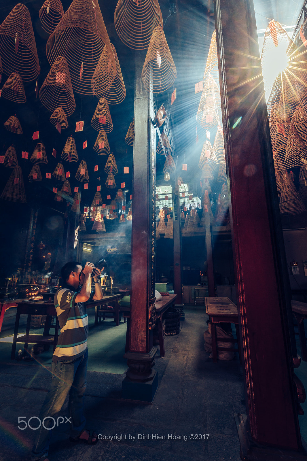 Canon EF 16-35mm F4L IS USM sample photo. Lighting photography