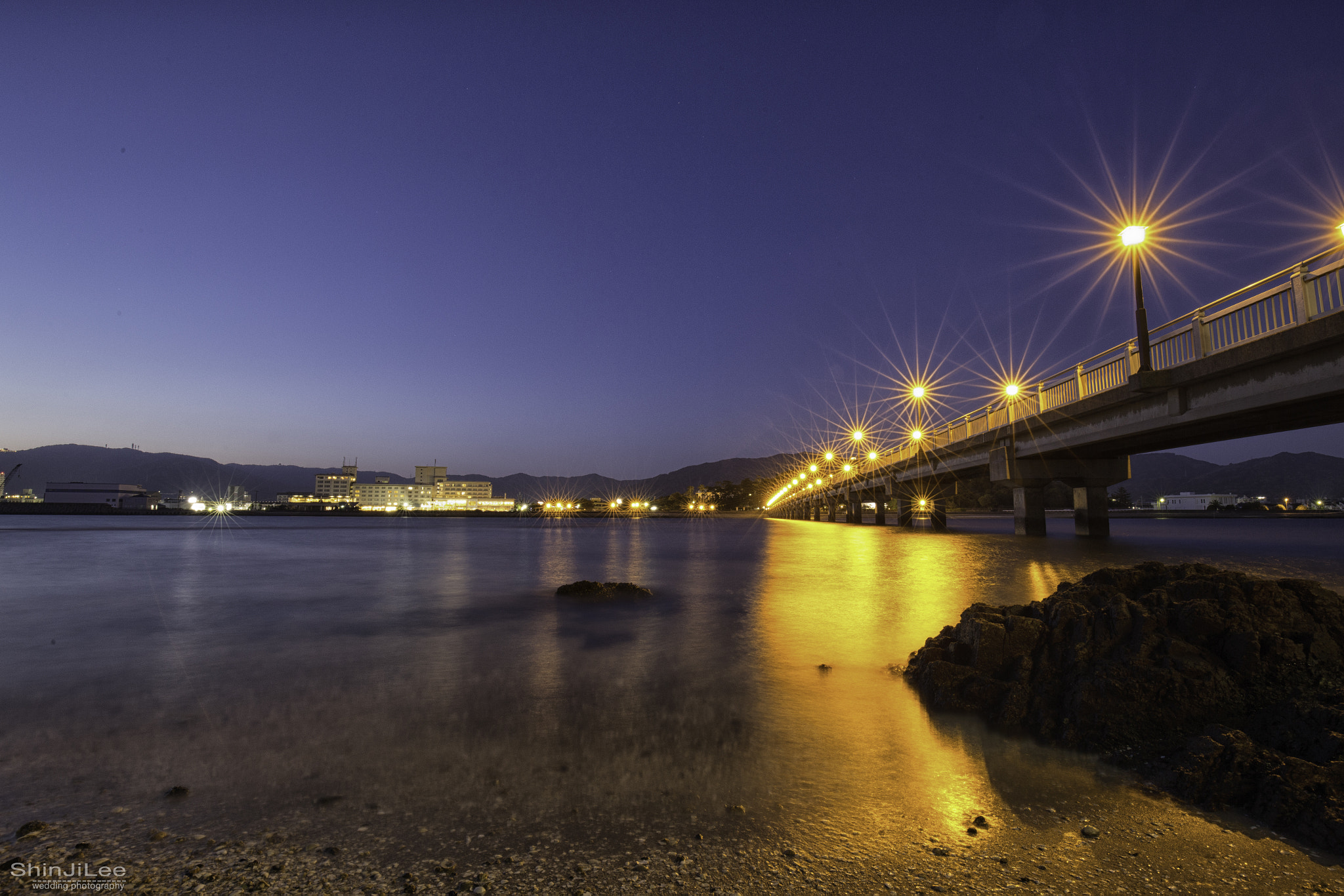 Canon EF 16-35mm F4L IS USM sample photo. Edit photography