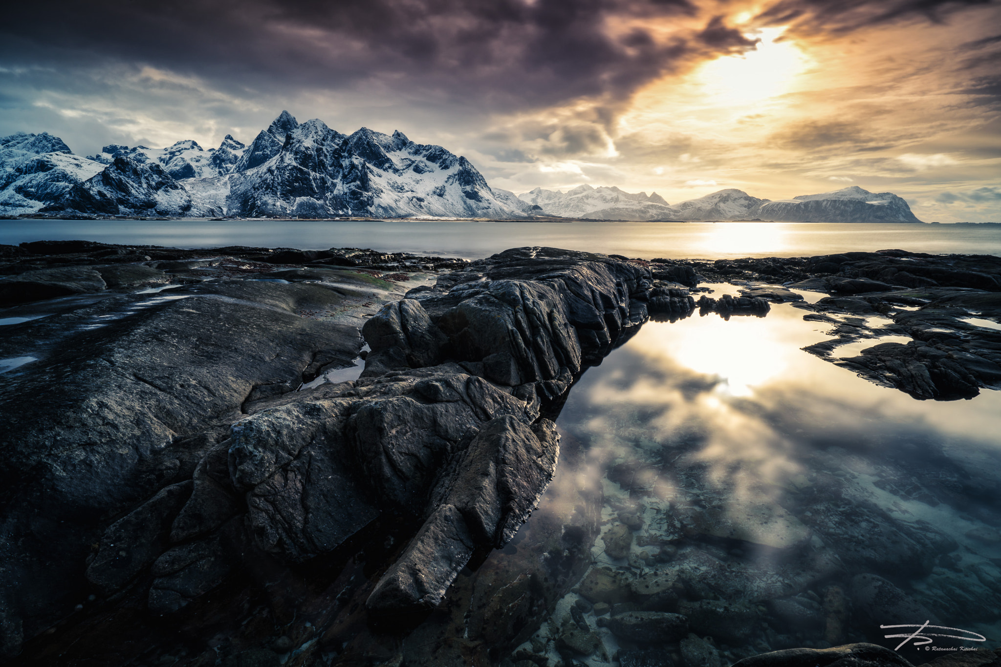 Sony a7R II + Sony Vario-Tessar T* FE 16-35mm F4 ZA OSS sample photo. 3 layers... photography