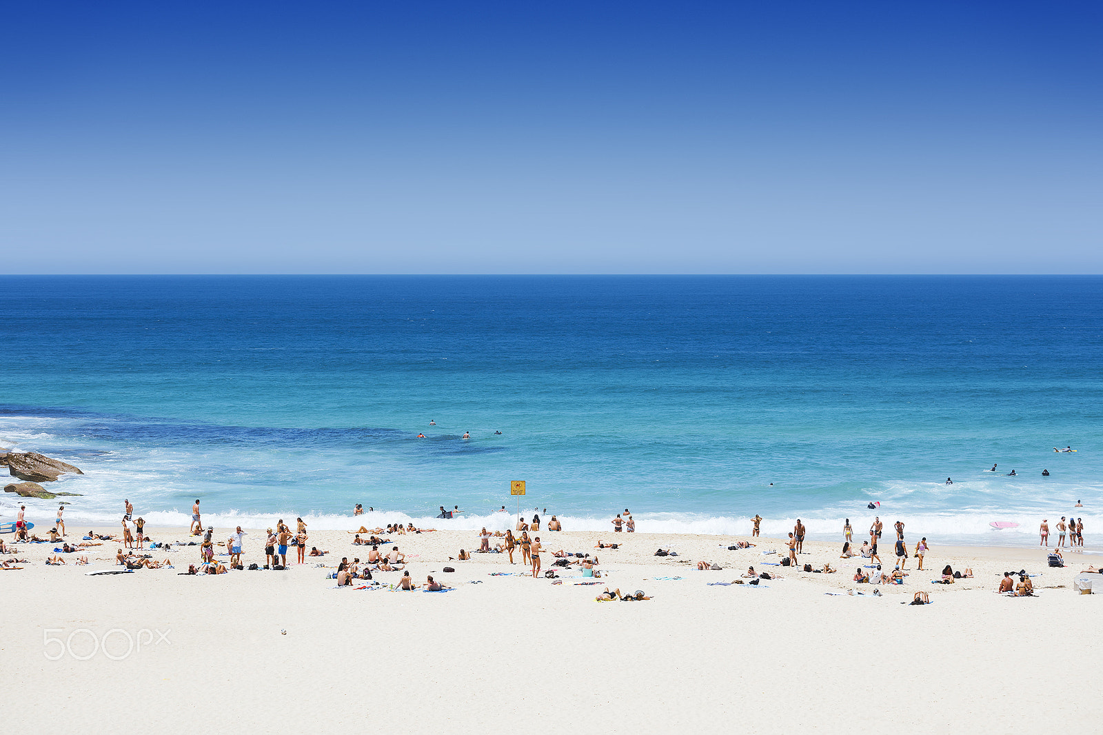 Canon EOS 5DS R + Canon EF 70-200mm F4L USM sample photo. Tamarama beach photography