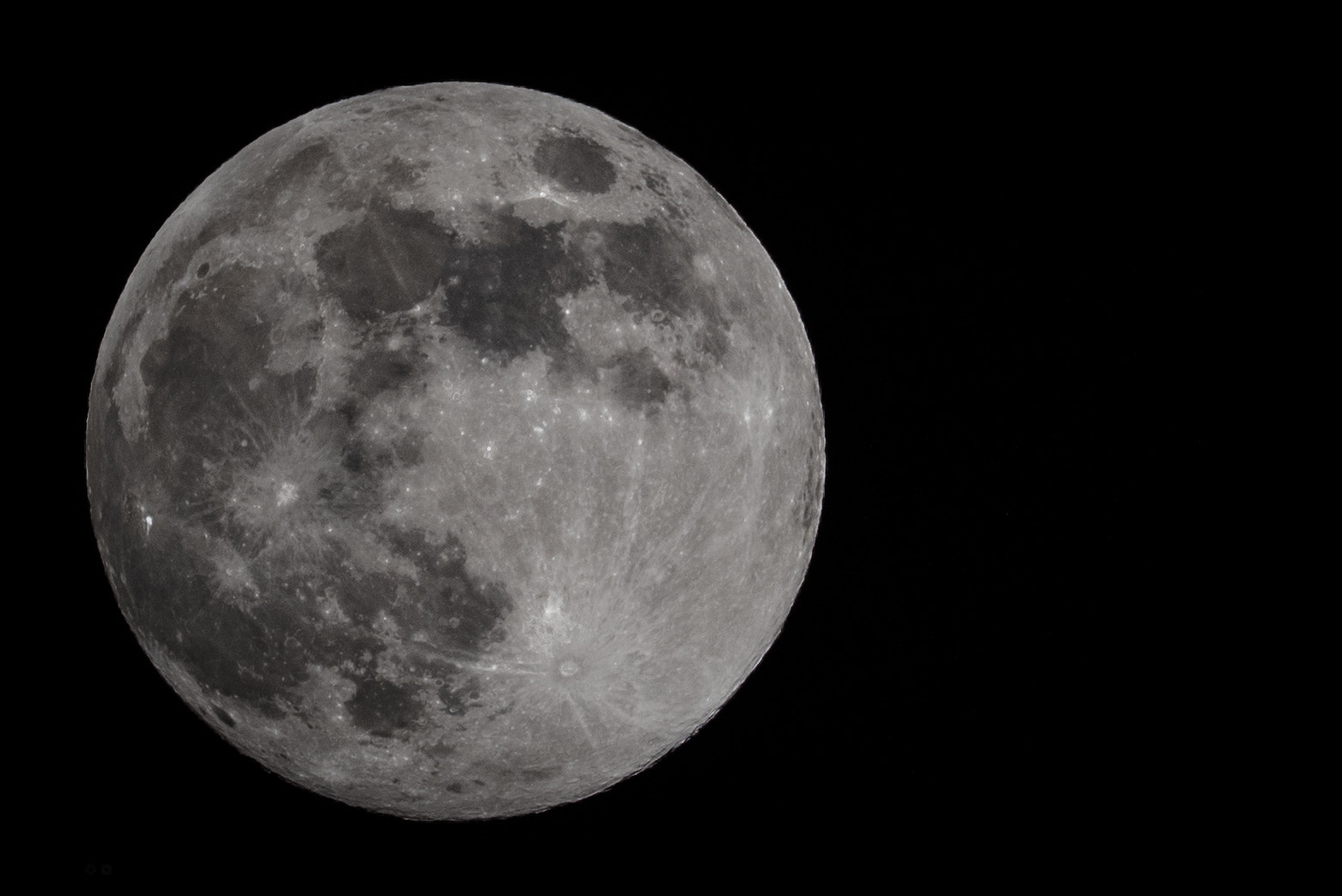 Nikon D750 + Sigma 50mm F2.8 EX DG Macro sample photo. The moon photography