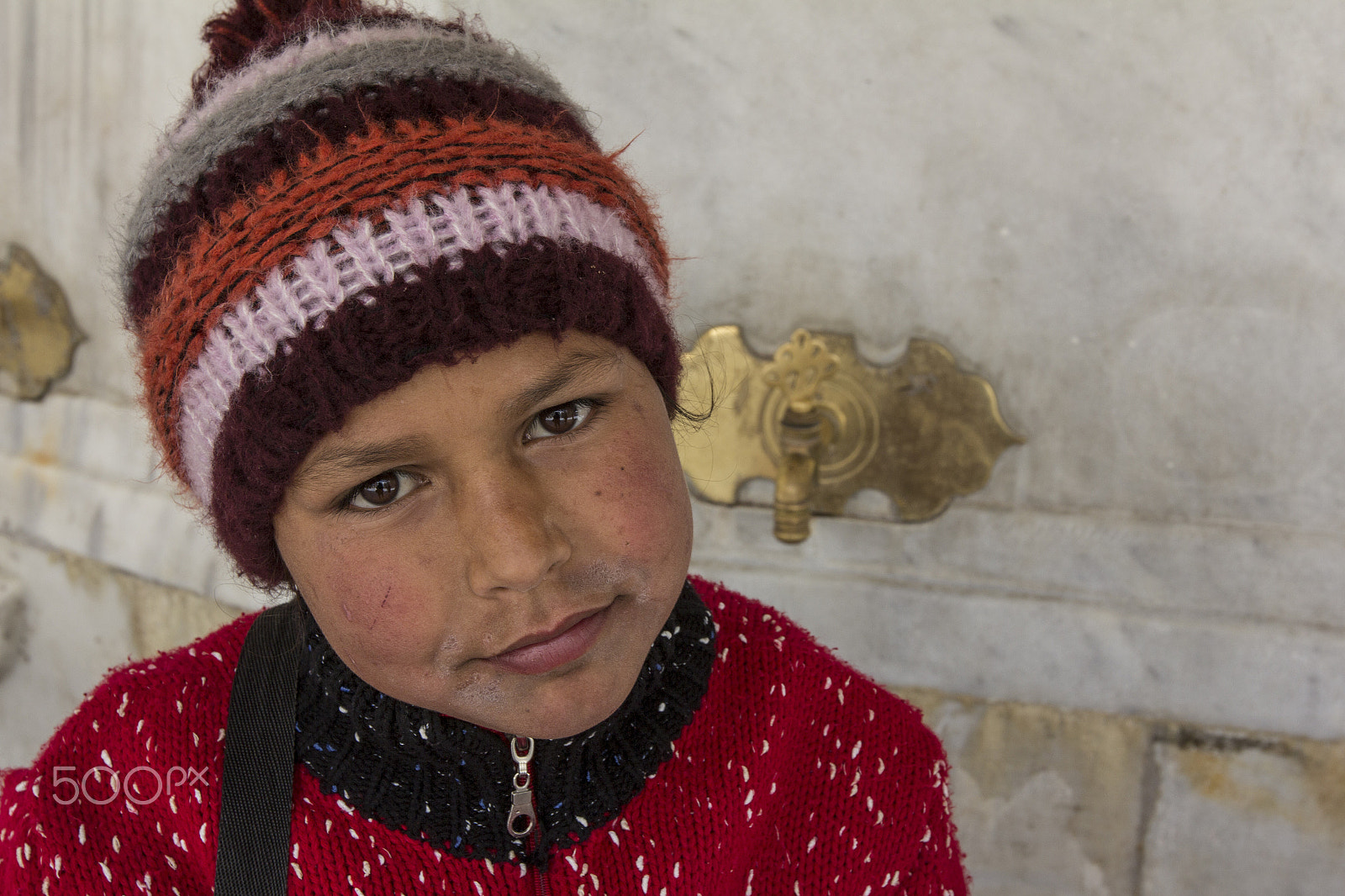 Canon EF 16-35mm F2.8L II USM sample photo. Syrian refugee children in fatih mosque photography