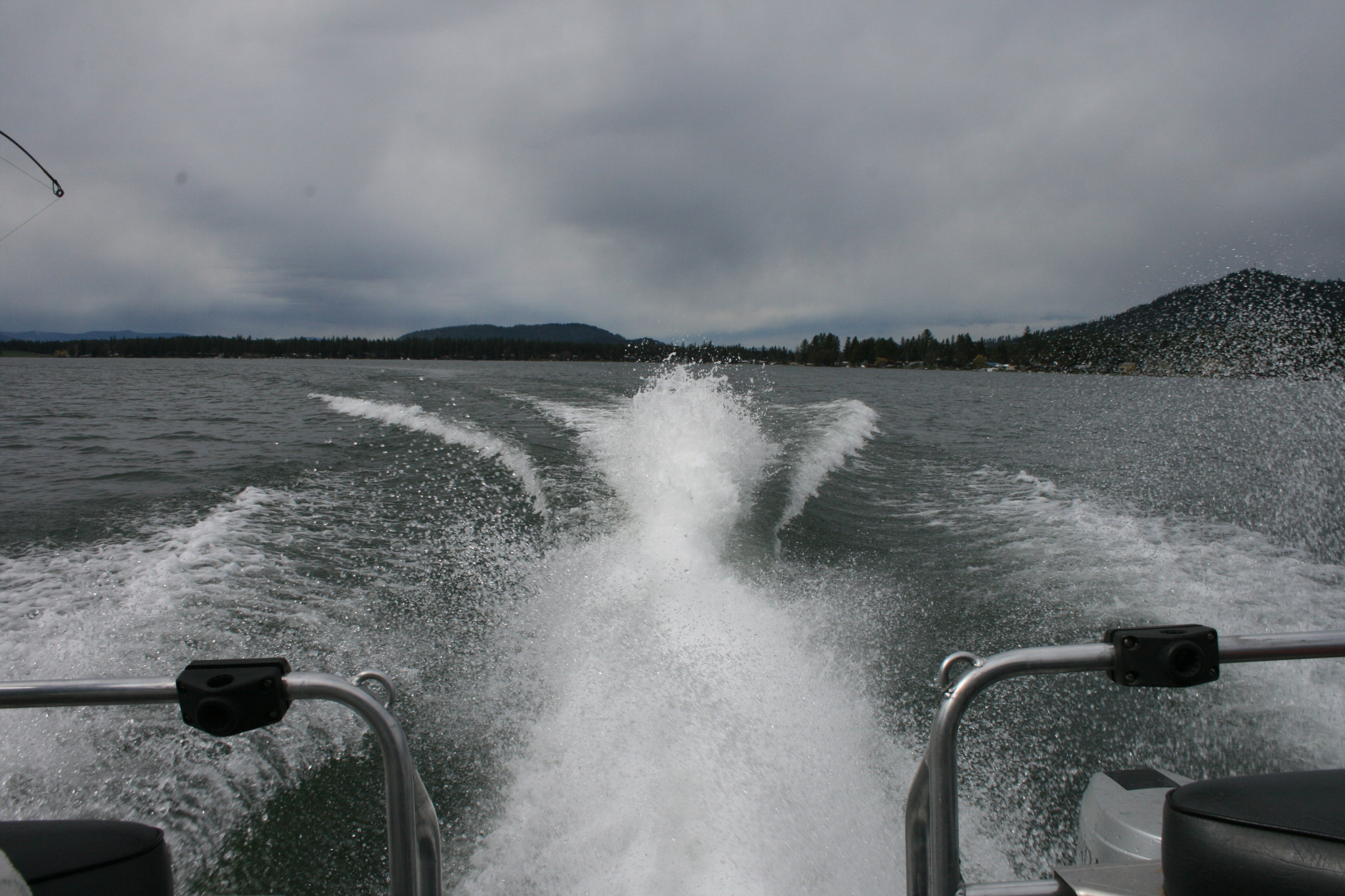 Canon EOS 400D (EOS Digital Rebel XTi / EOS Kiss Digital X) sample photo. Out on the water ( 11-14 ) photography