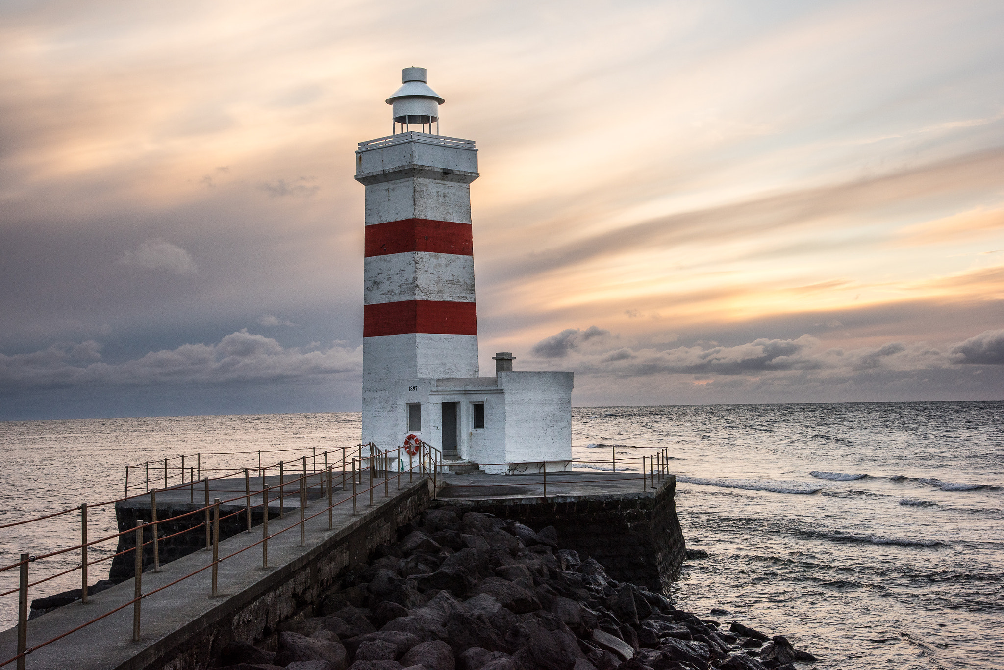 Nikon AF-S Nikkor 24-120mm F4G ED VR sample photo. Gardur lighthouse photography