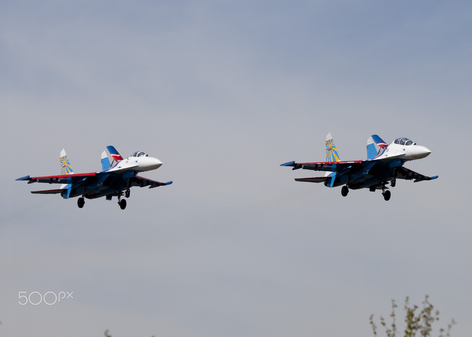 Canon EF 100-400mm F4.5-5.6L IS USM sample photo. Su-27 airplane of the aerobatic team russian knights photography