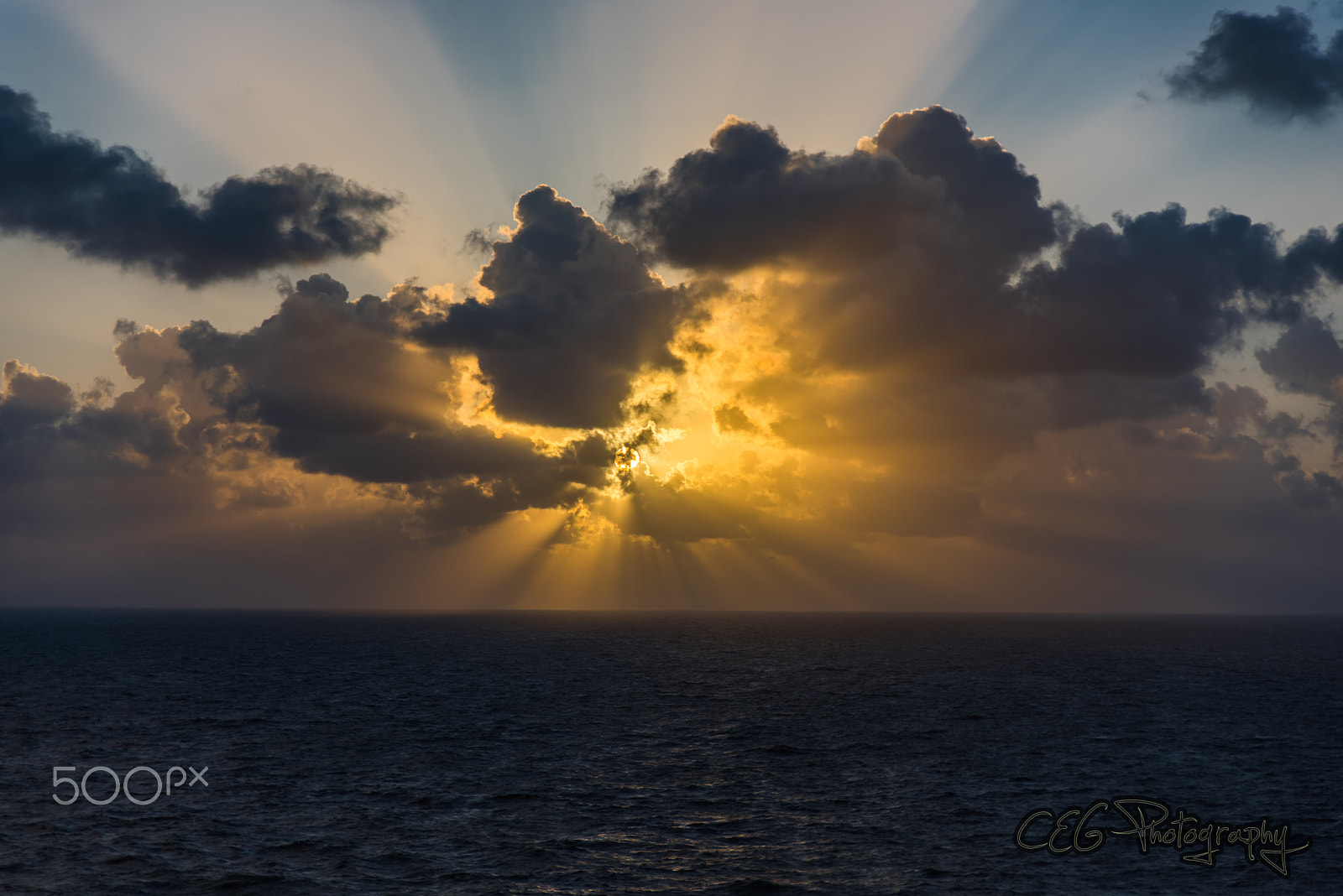 Nikon D810 sample photo. Sunrise on the ocean photography