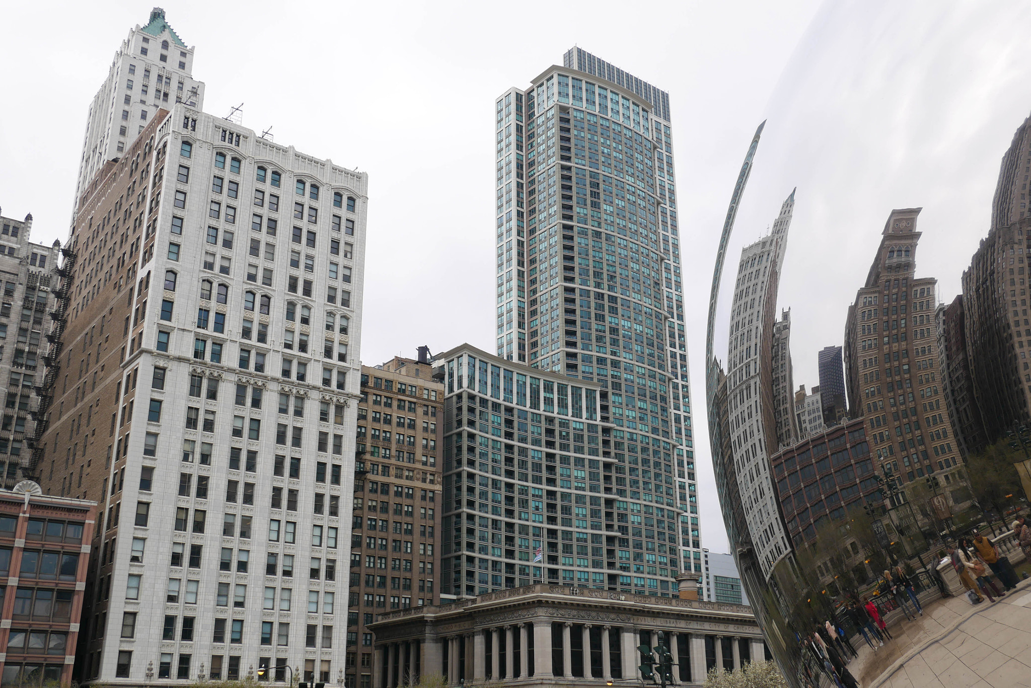 Panasonic Lumix DMC-G85 (Lumix DMC-G80) sample photo. Cloud gate funhouse photography