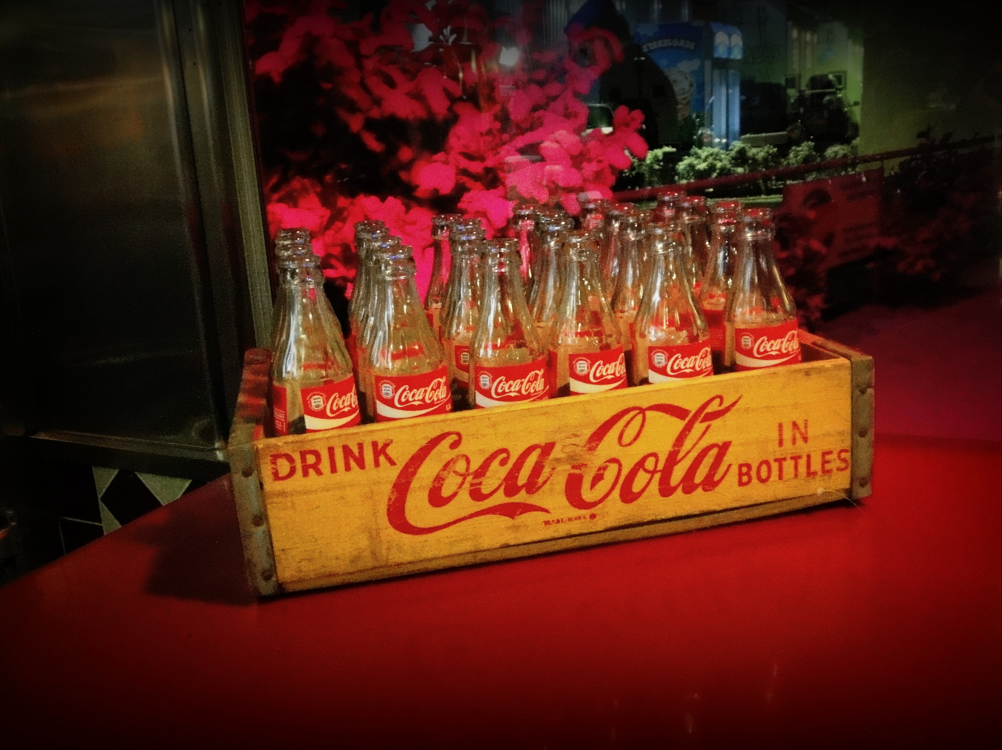 Sony DSC-TX7 sample photo. Vintage coke photography