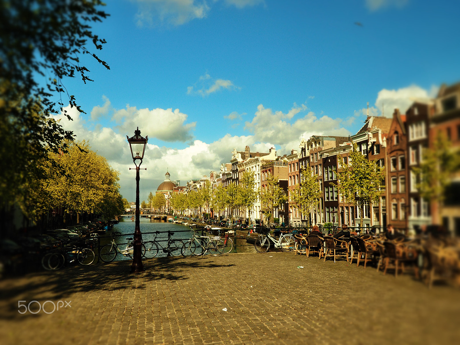 Olympus OM-D E-M1 + Olympus M.Zuiko Digital ED 9-18mm F4.0-5.6 sample photo. Lovely amsterdam - a place for a break photography