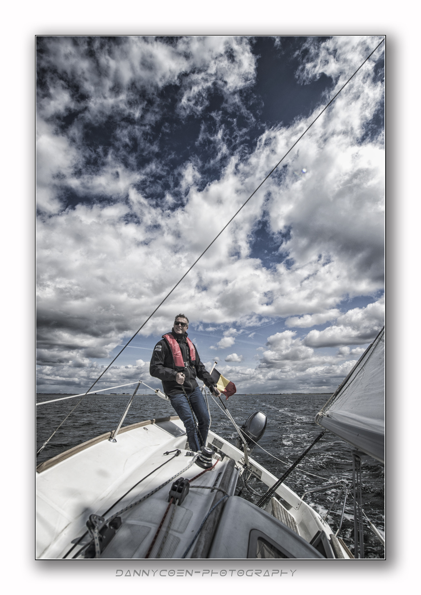Nikon AF-S Nikkor 14-24mm F2.8G ED sample photo. Happy sailor ! photography