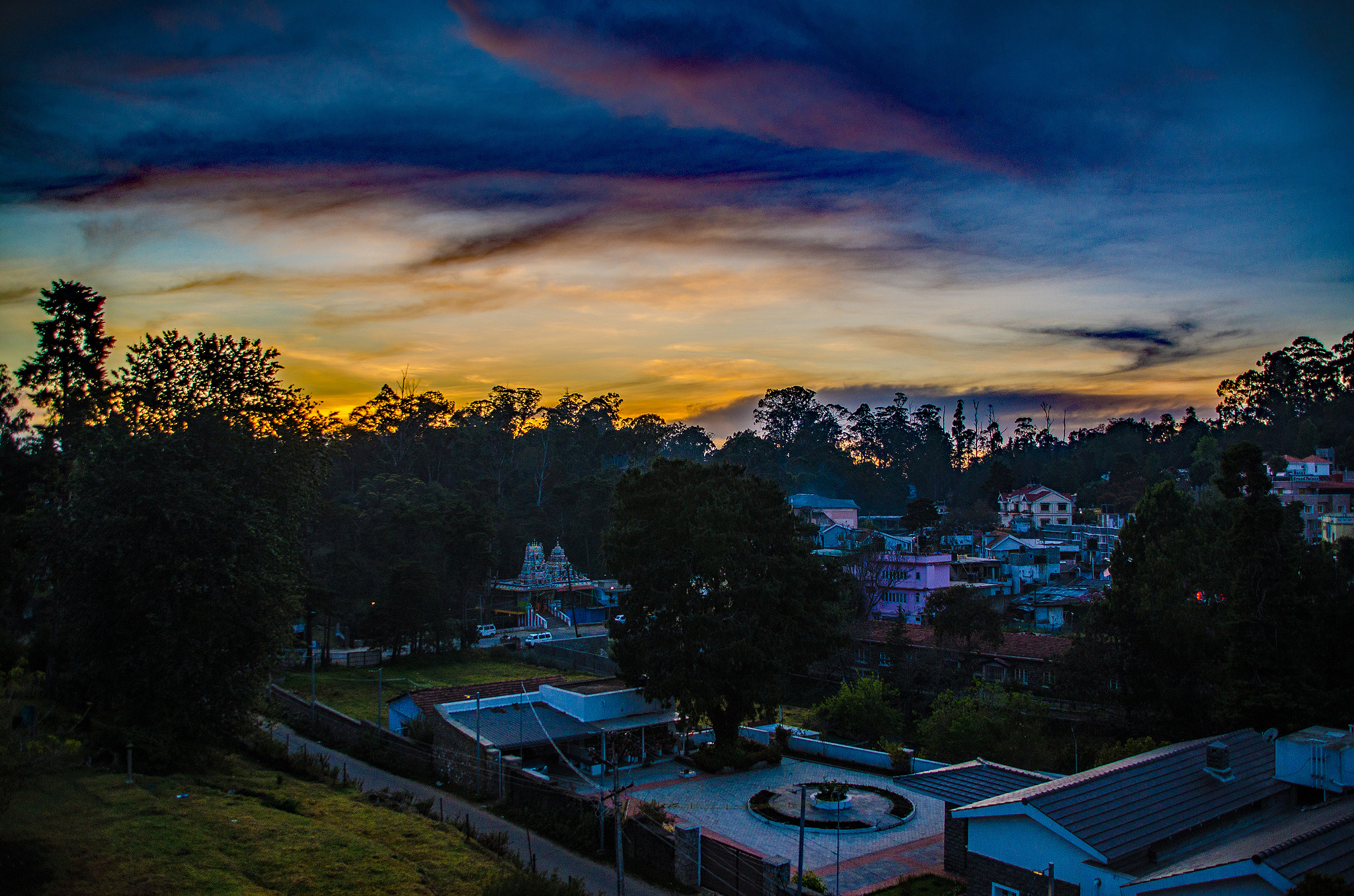 Sigma 28-300mm F3.5-6.3 DG Macro sample photo. Sunrise at kodaikanal,tamilnadu,india photography