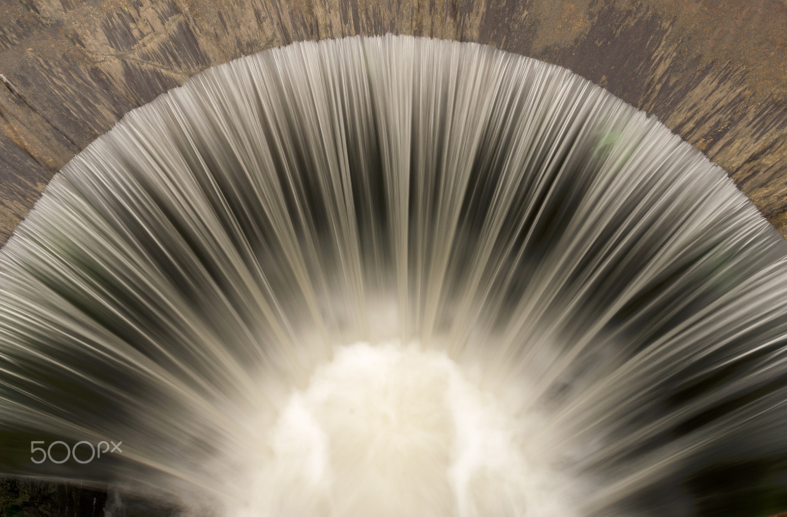 Nikon D7000 sample photo. Semi circle weir on the river with nice foam photography