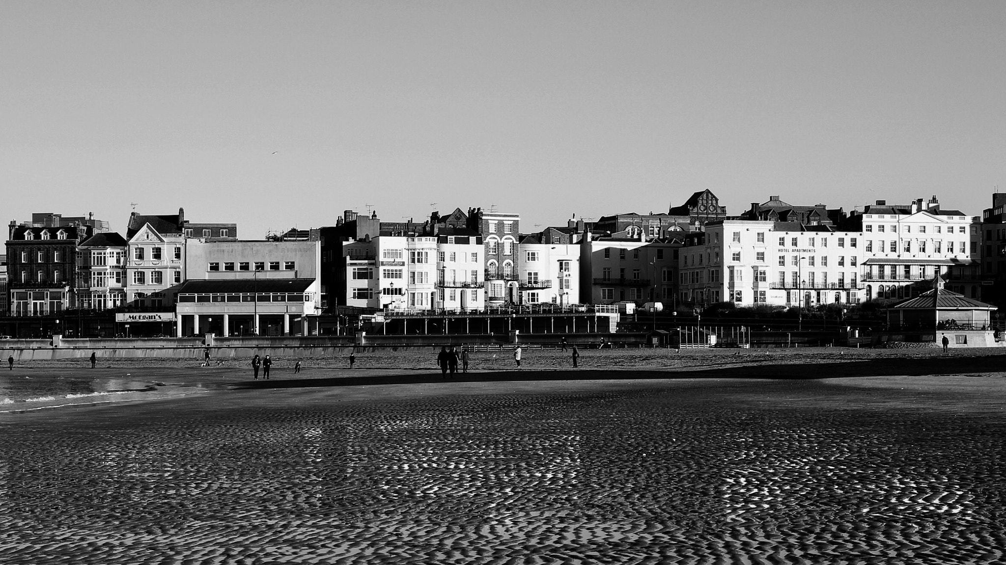 Canon EOS 100D (EOS Rebel SL1 / EOS Kiss X7) + Canon EF 50mm F1.8 STM sample photo. Margate reflection 2 photography