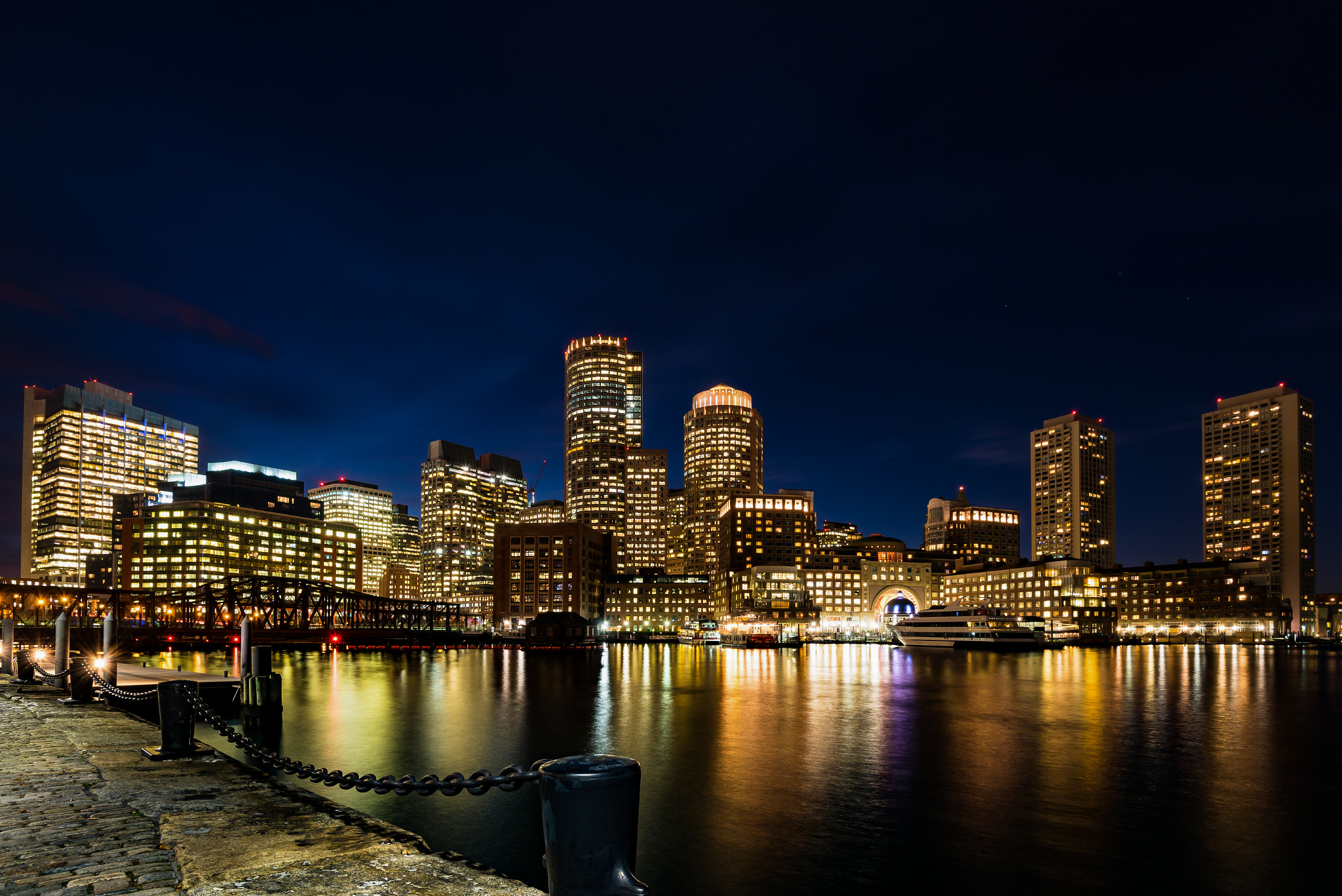Nikon AF-S Nikkor 16-35mm F4G ED VR sample photo. Boston at blue hour photography
