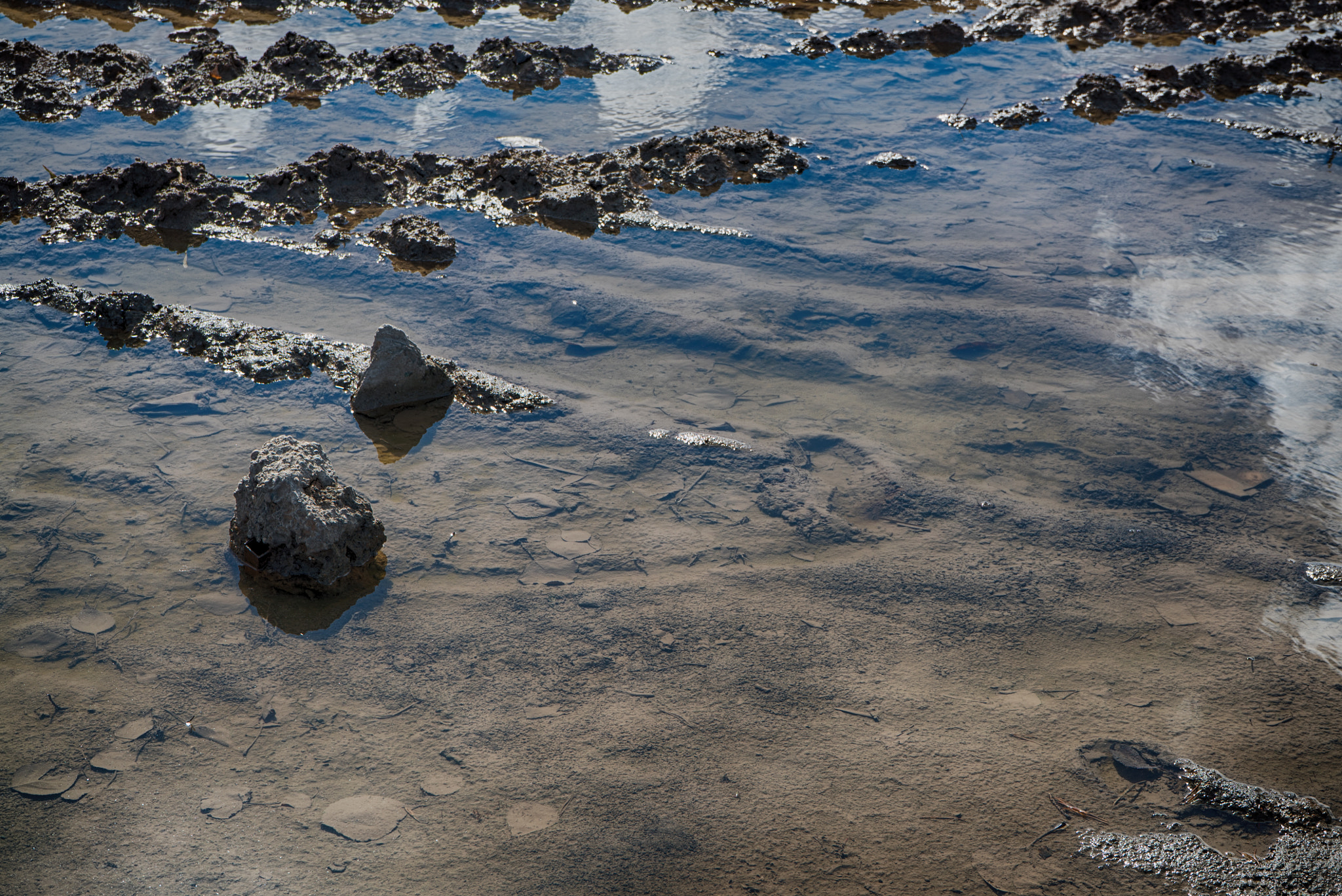 Sony a7S + Sony FE 28-70mm F3.5-5.6 OSS sample photo. Sea of mud photography