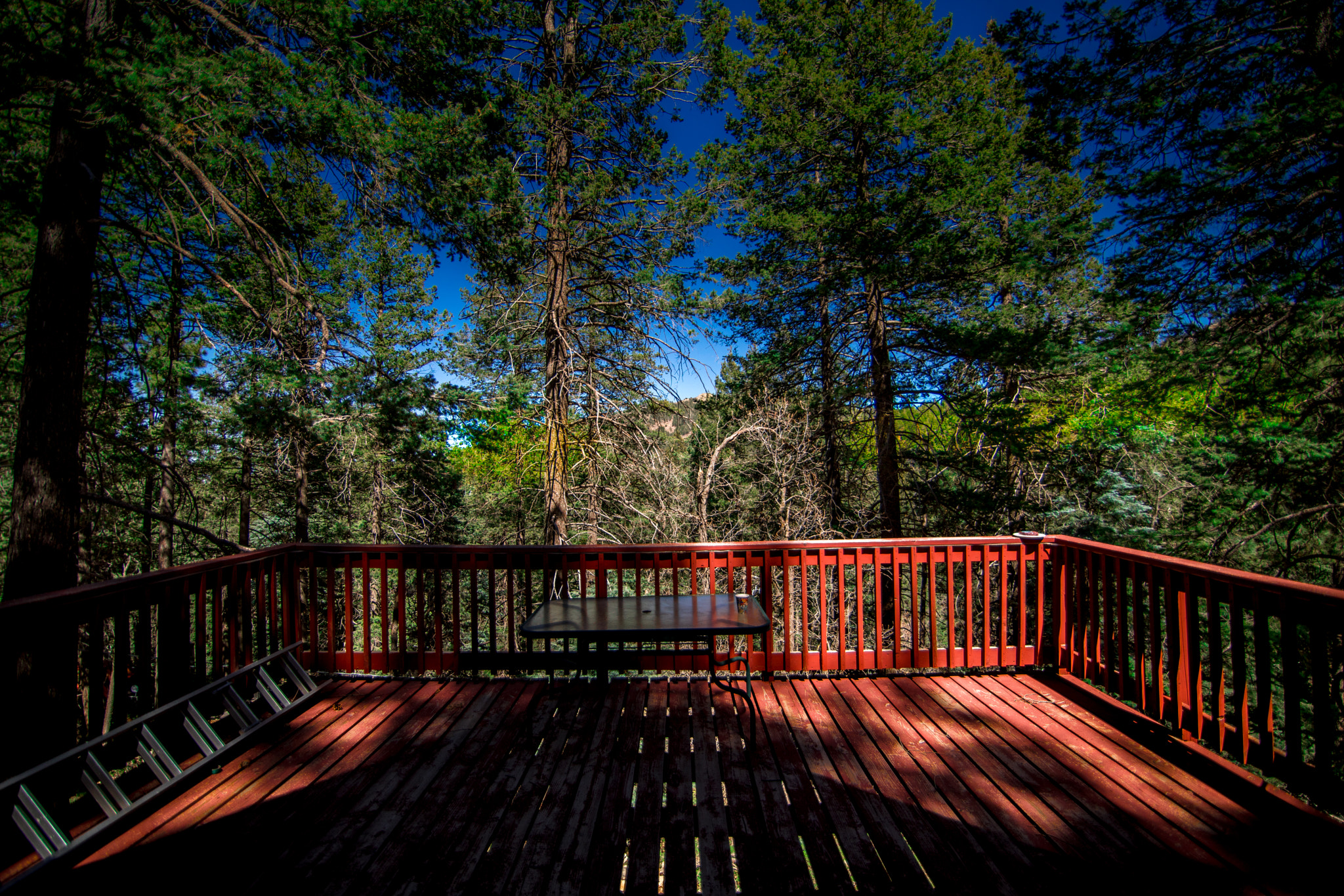 Tokina AT-X 11-20 F2.8 PRO DX Aspherical 11-20mm f/2.8 + 1.4x sample photo. The cabin porch photography