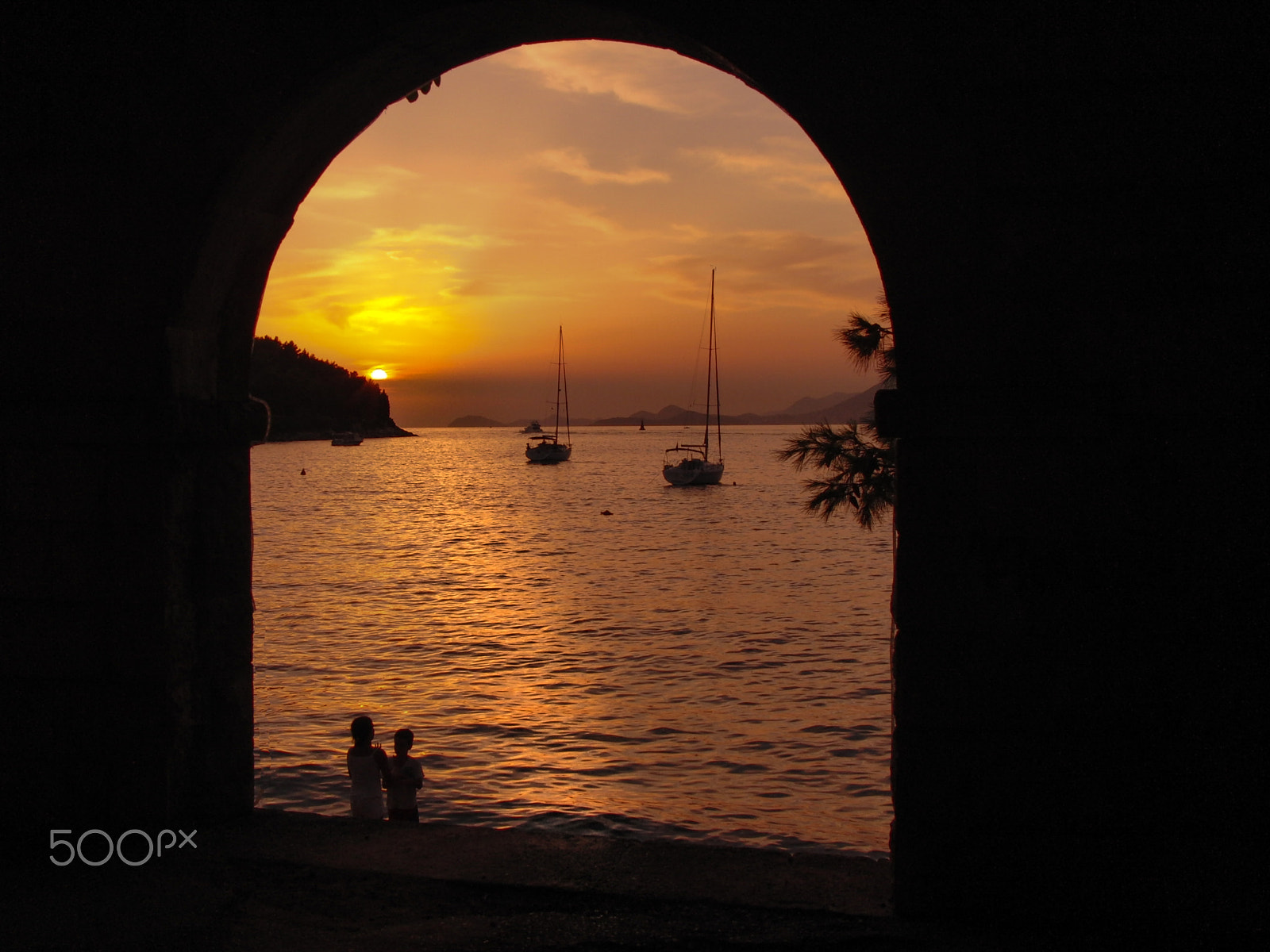 CASIO EX-F1 sample photo. Evening bath photography