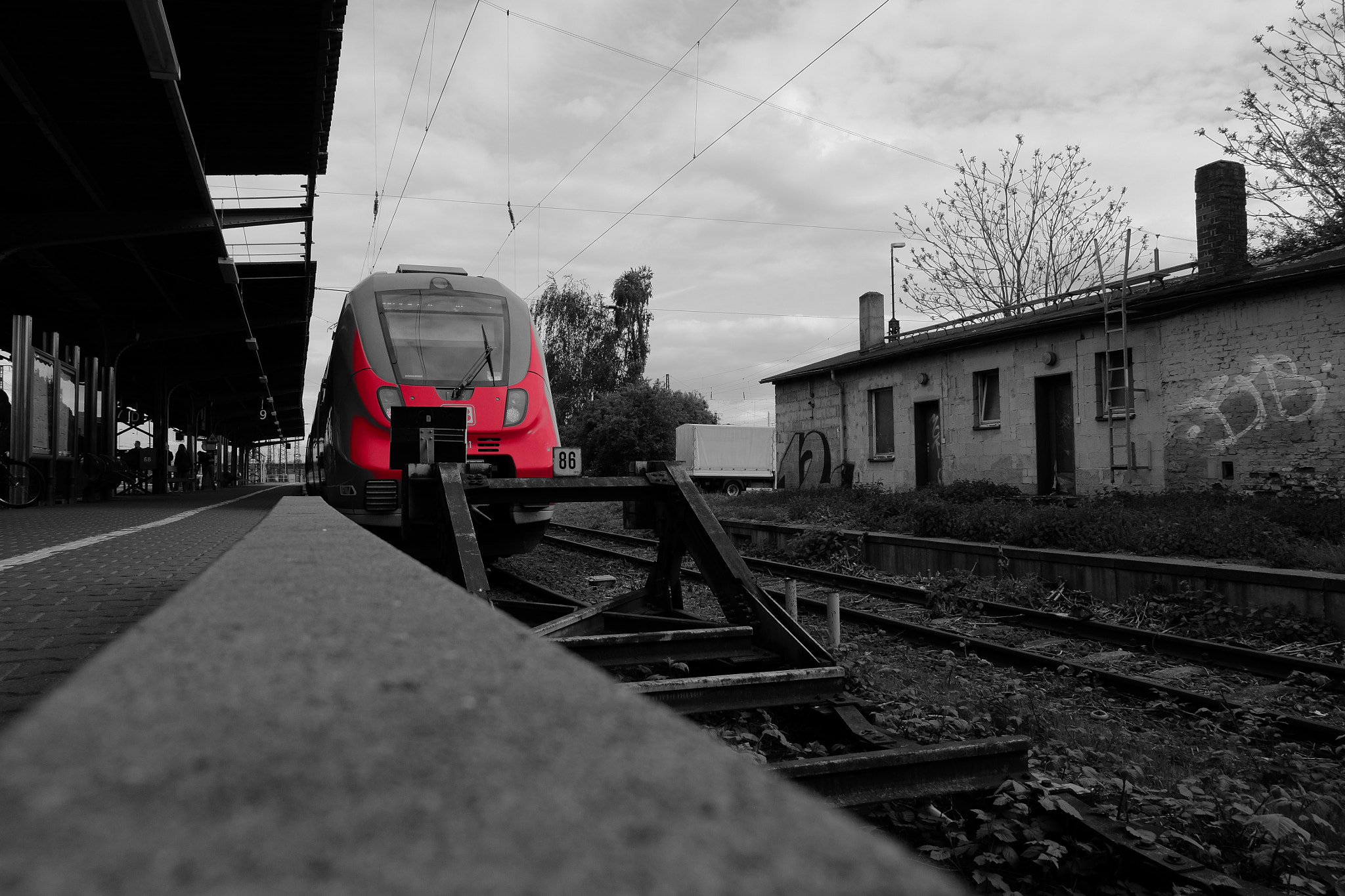 Fujifilm XC 16-50mm F3.5-5.6 OIS sample photo. Train to nowhere photography