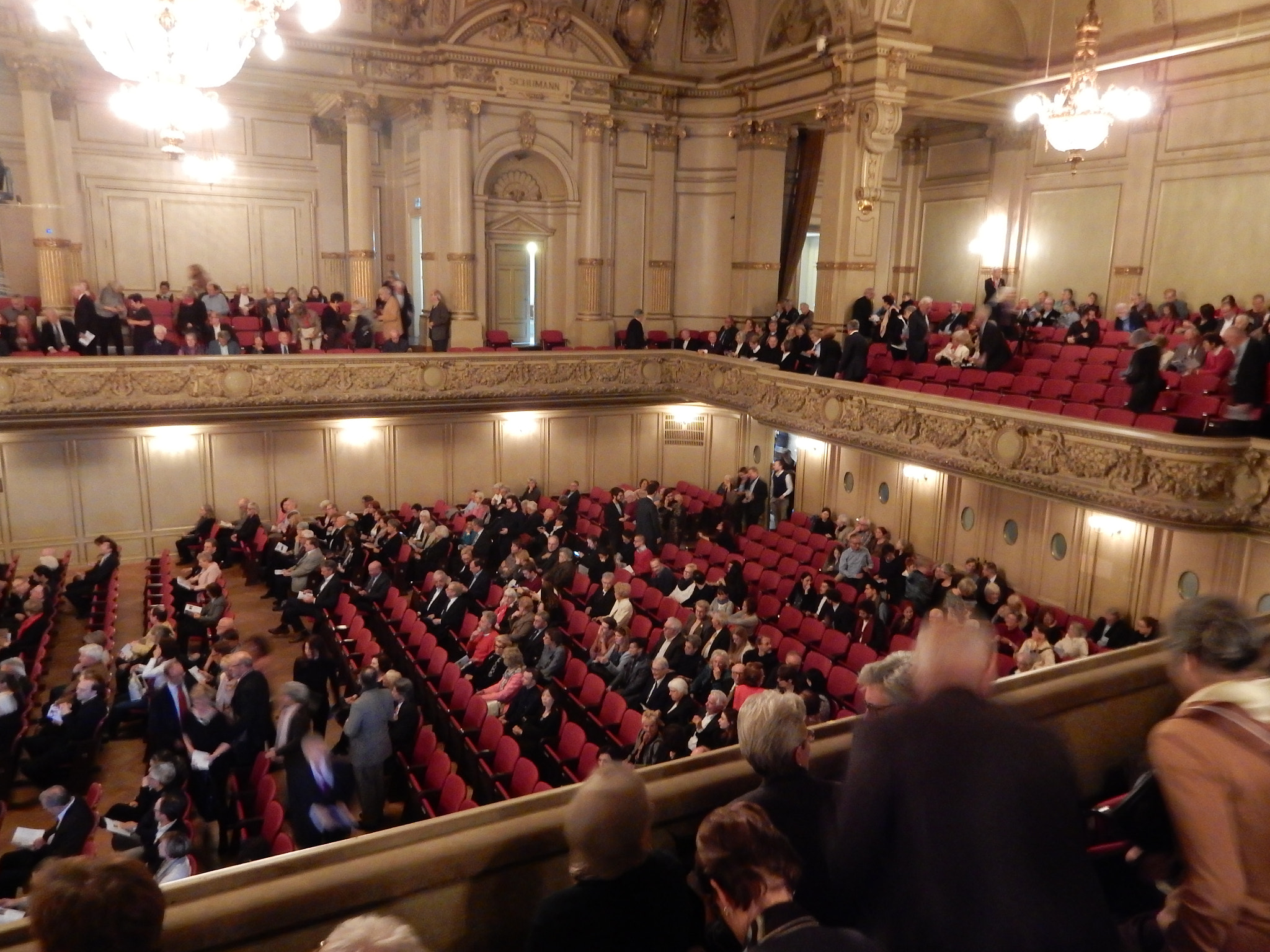 Zürich Tonhalle - the audience, parkett