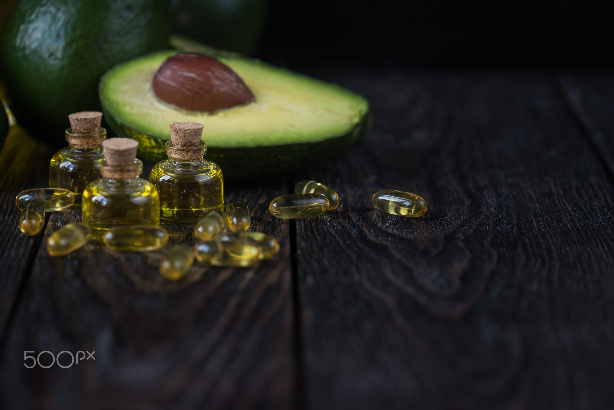 Oil of avocado and fish oil