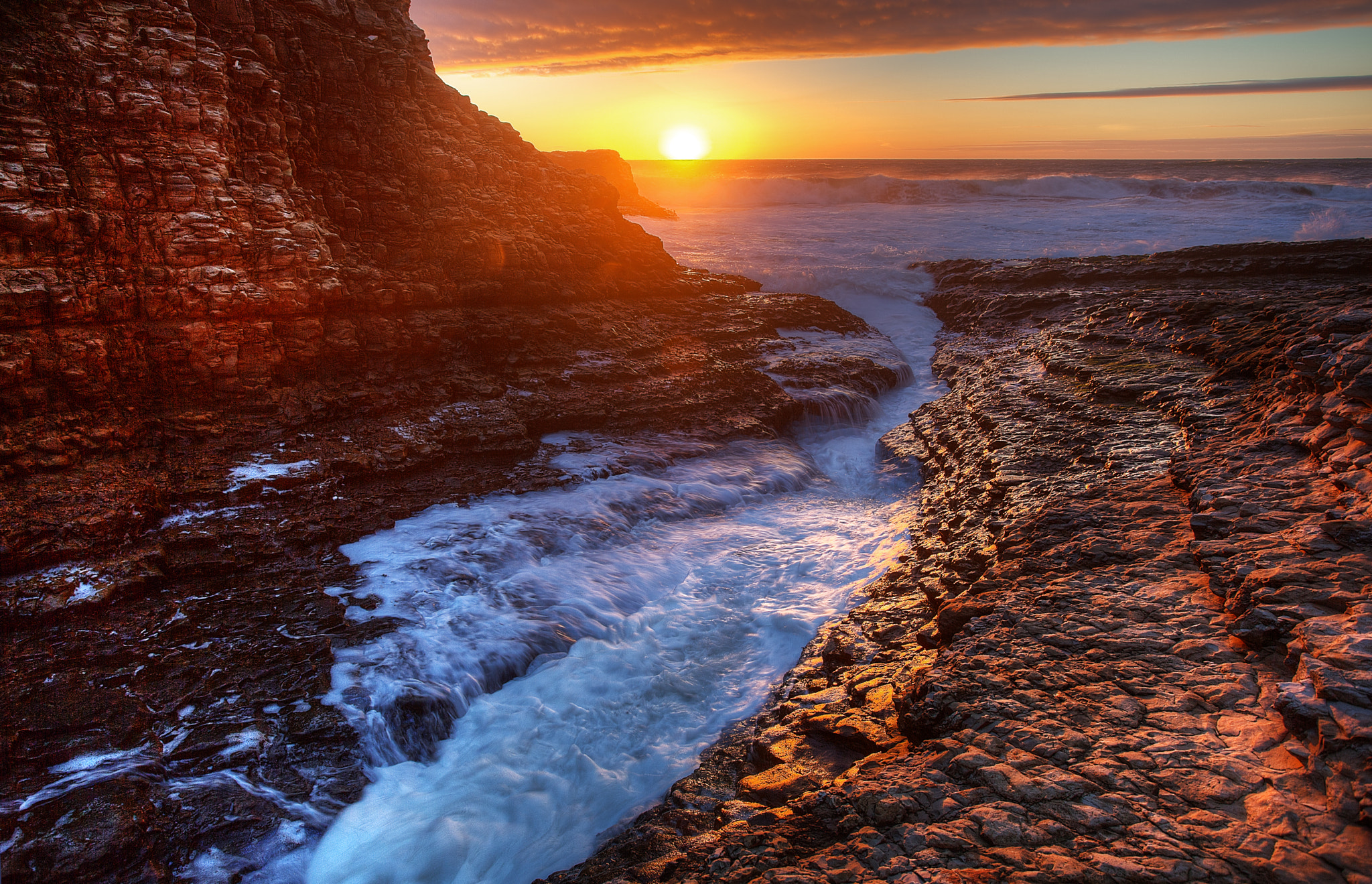 Crack at Davenport Beach - Sunset by KP Tripathi (kps-photo.com) / 500px