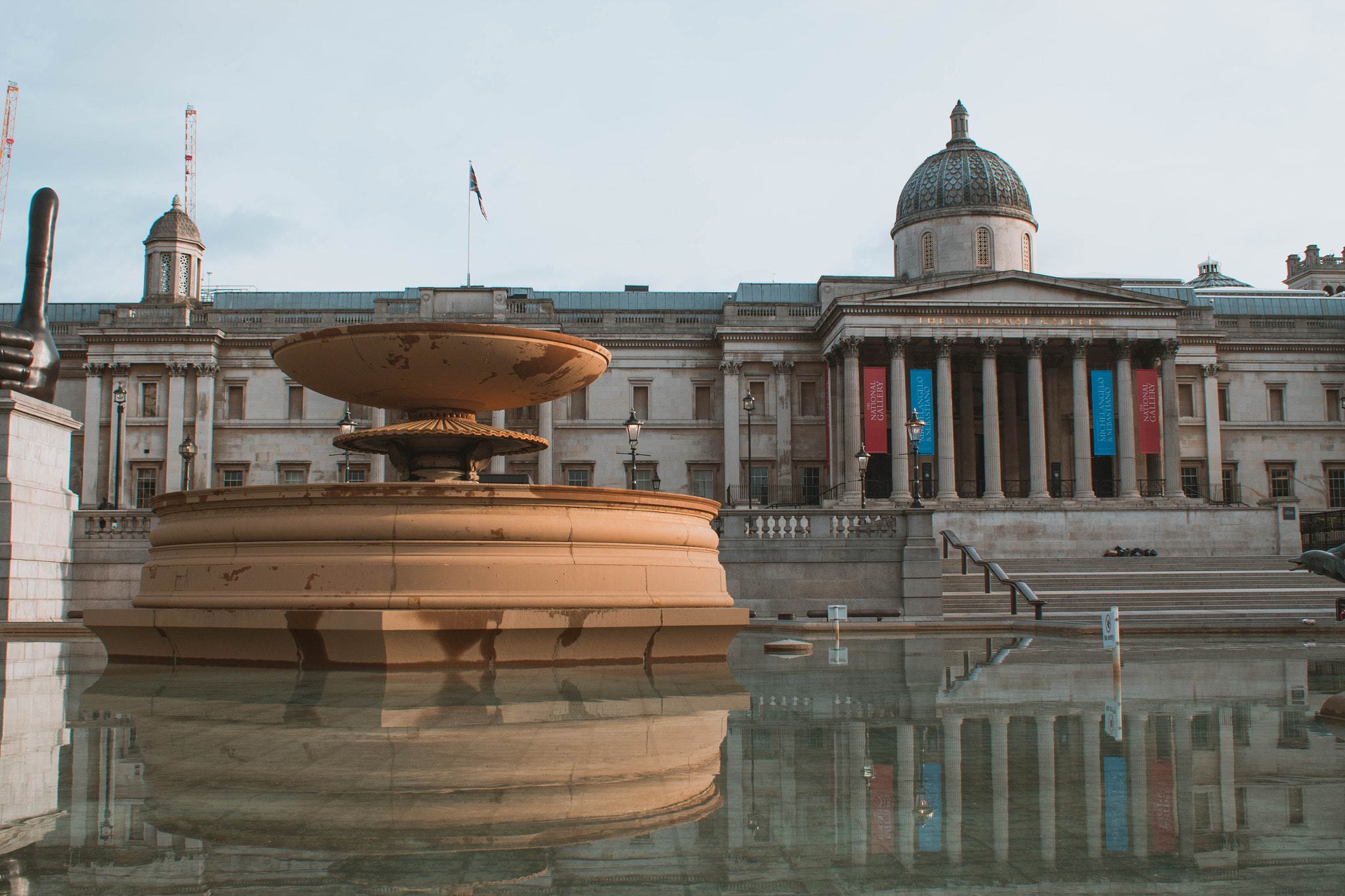 Trafalgar Reflect