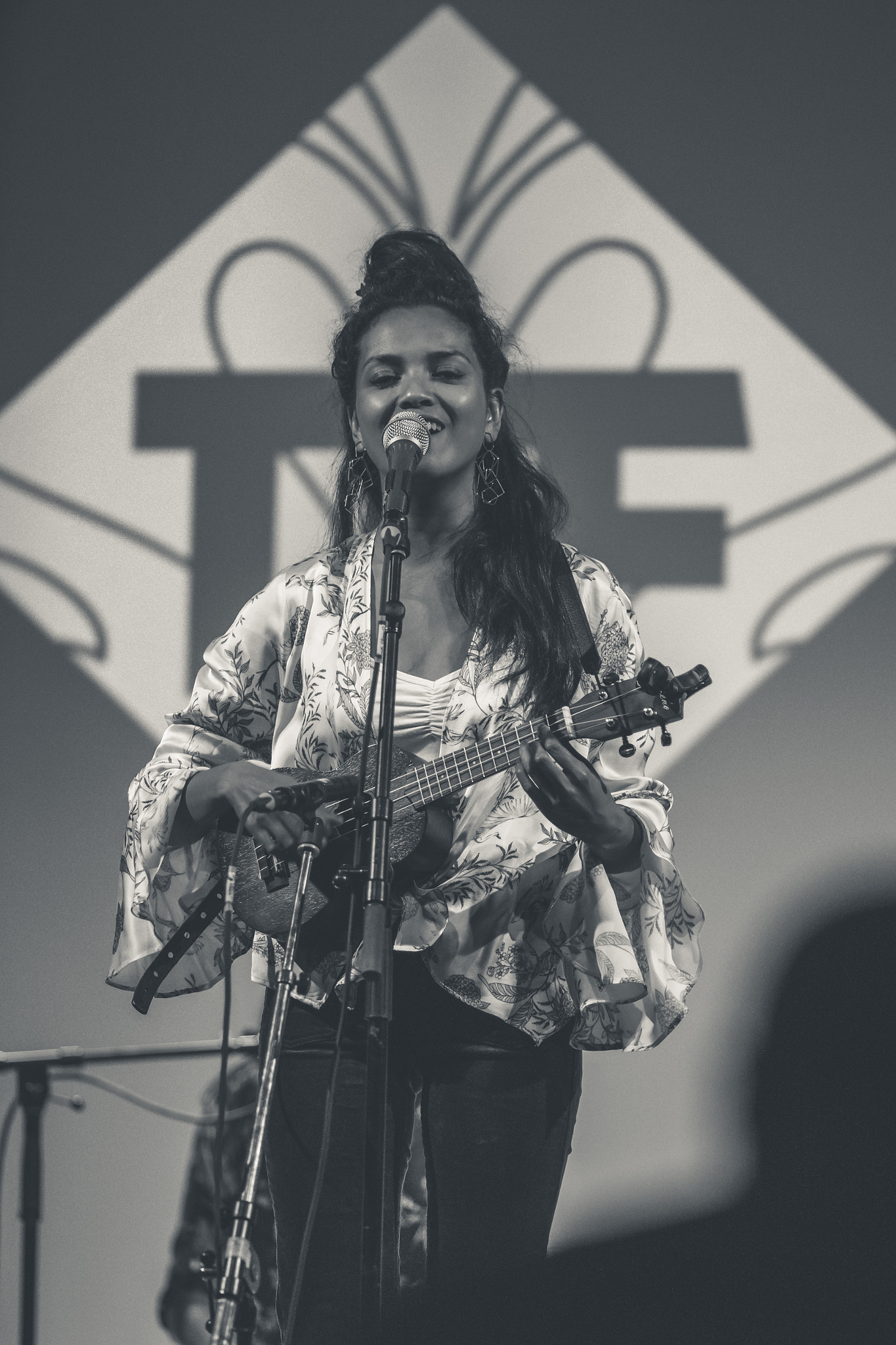 v2?sig=827e06c2c0d14534f12a9ea0db9fdcf5eb63590d2841b9d9a1b3fc3435d50ab4