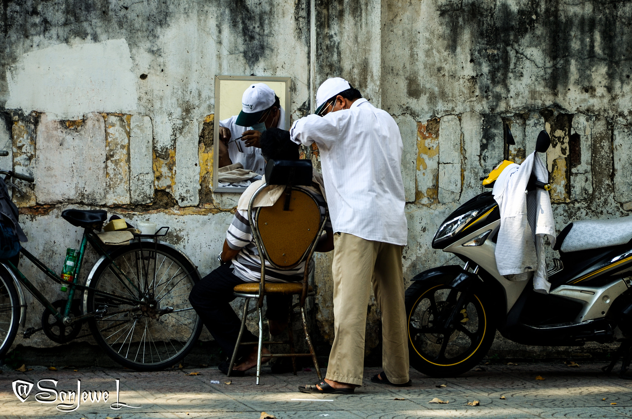 Street Barber