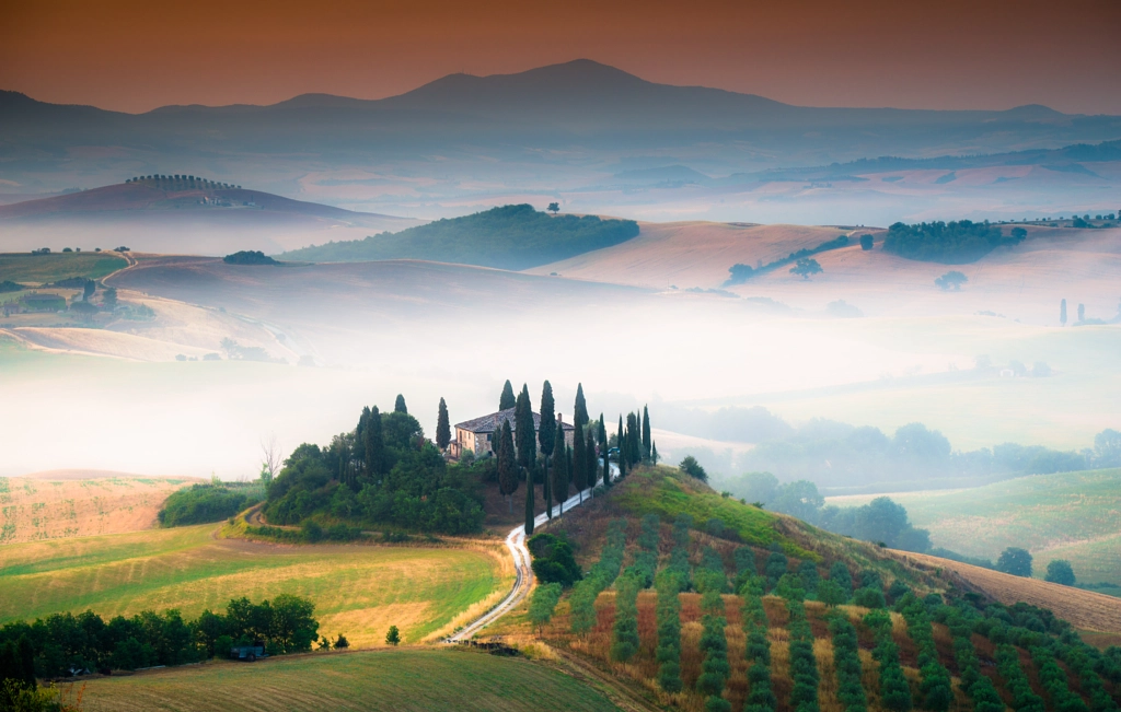 Sunrise at Val d'Orcia by Onur Cepheli on 500px.com