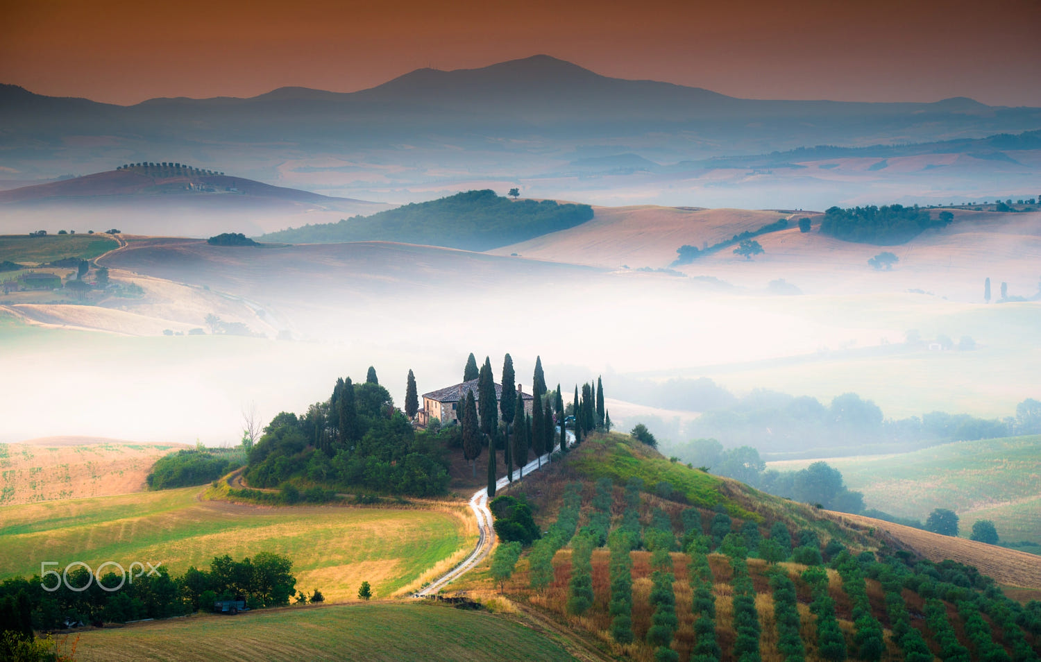sunrise-at-val-d-orcia-by-onur-cepheli-500px