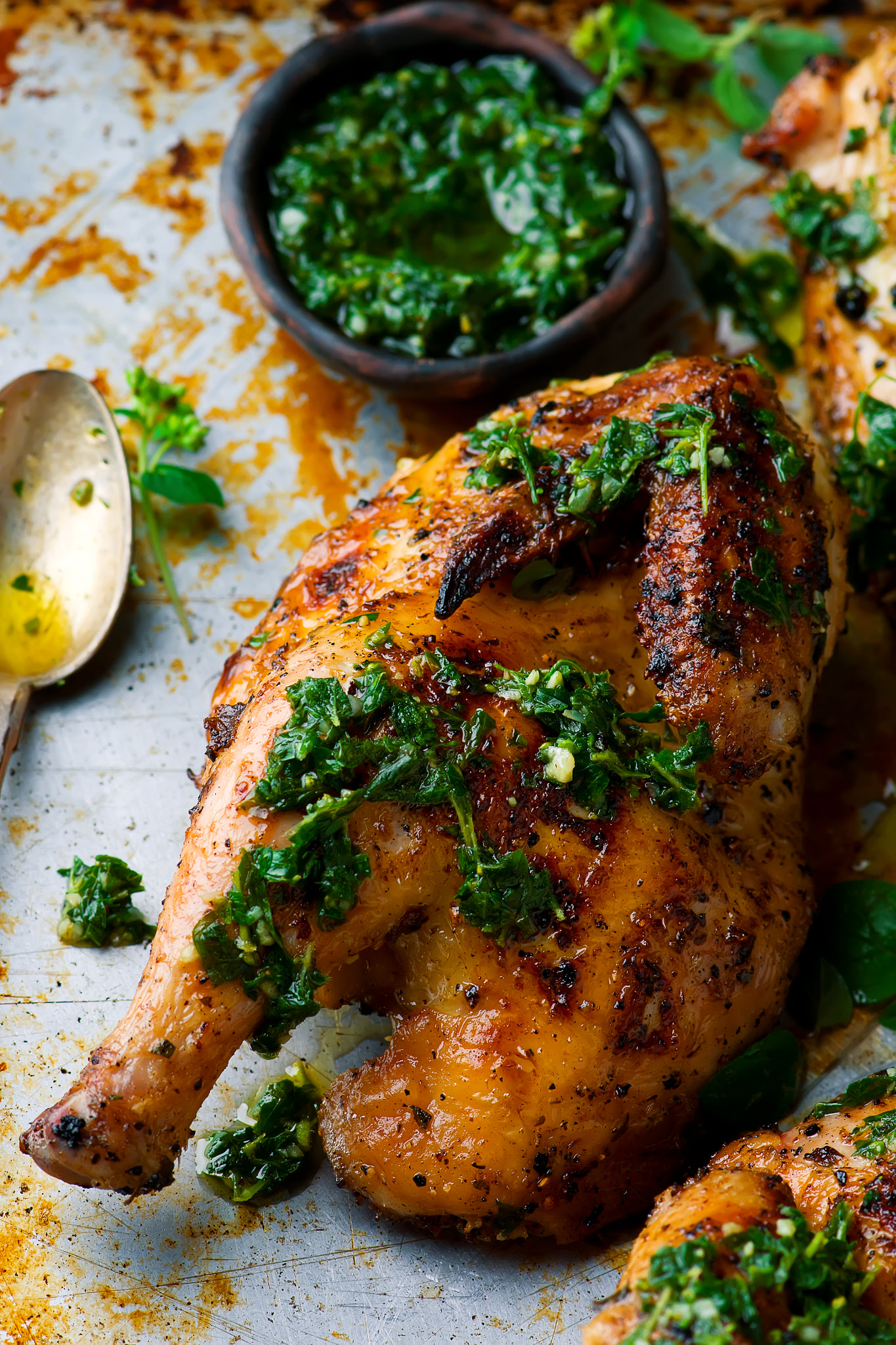 Chicken a grill with chimichury sauce