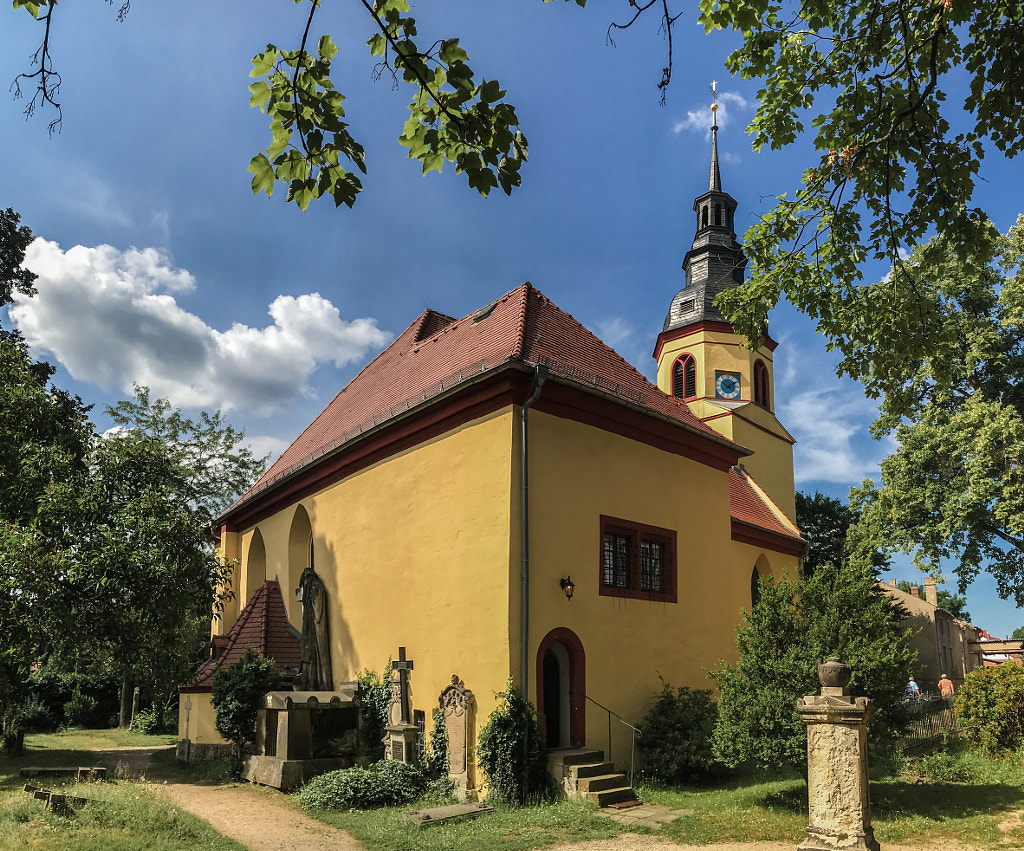 kirche by dirk derbaum on 500px.com