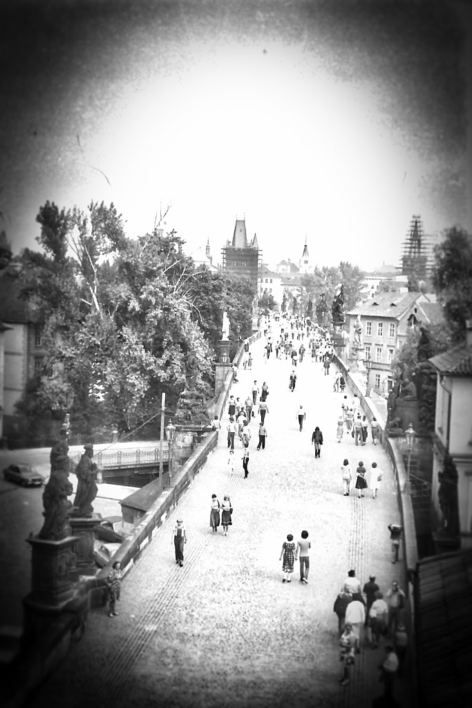 karluv most by dirk derbaum on 500px.com